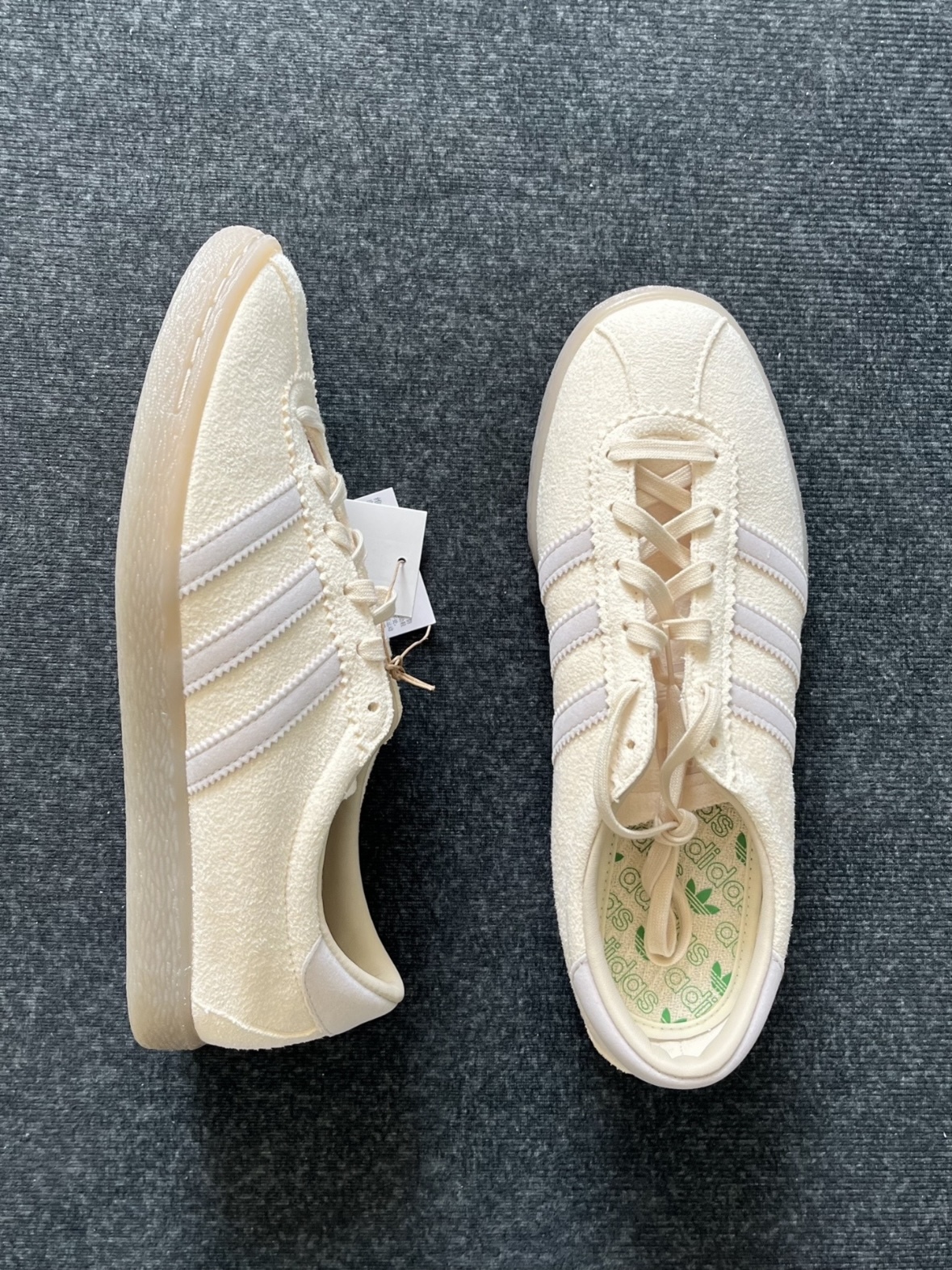 Adidas Tobacco Gruen 溫柔紫