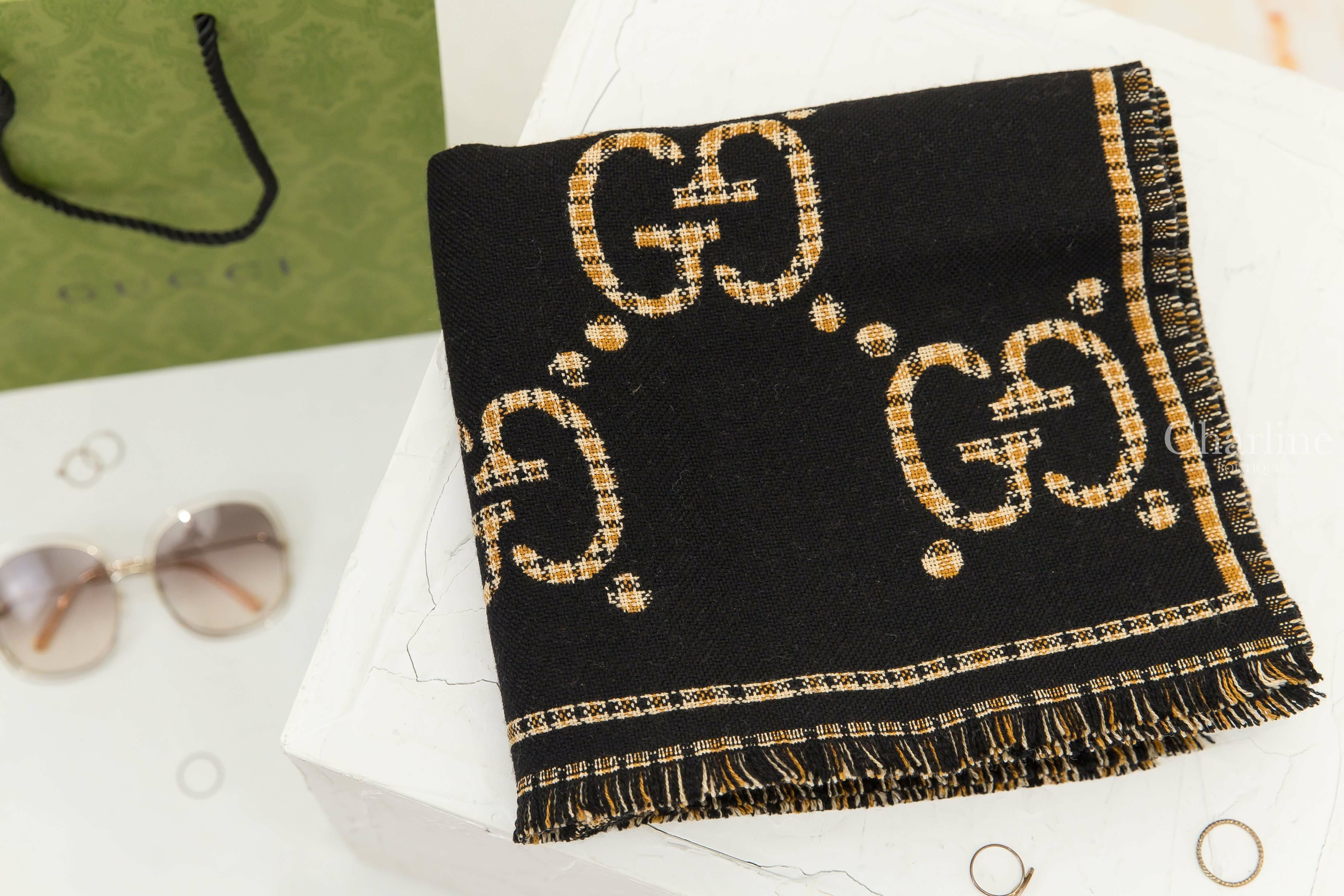 Gucci Check GG Wool Scarf 黑/淺褐色格紋拼色GG Logo羊毛流蘇圍巾-Charline Boutique 精品代購