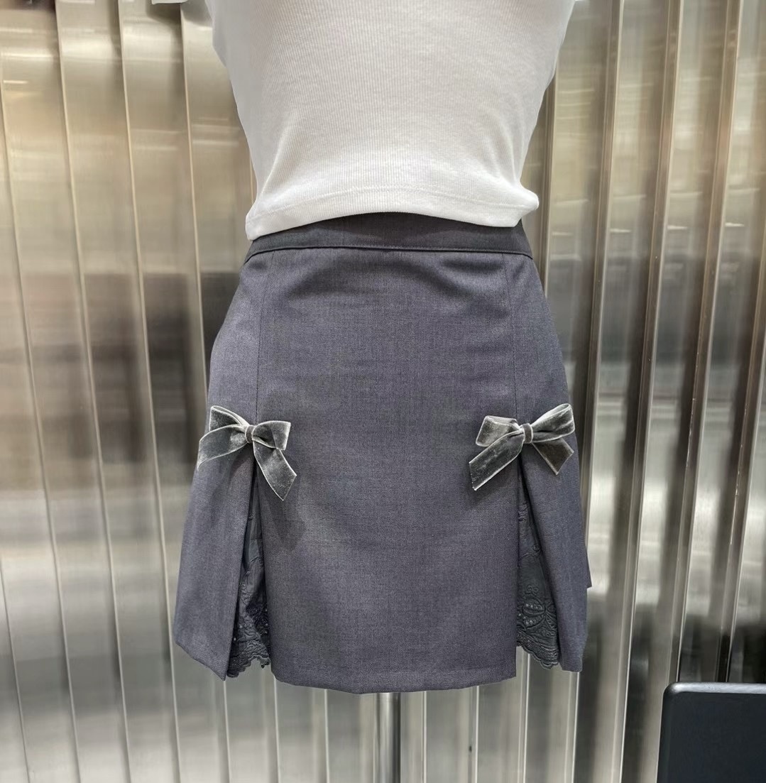 KR JENNIEJANE RIBBON LACE SKIRT (2 COLORS)