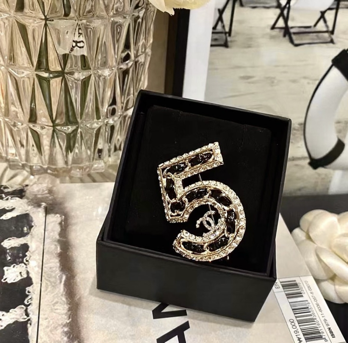 5號皮穿鍊雙c定製胸針