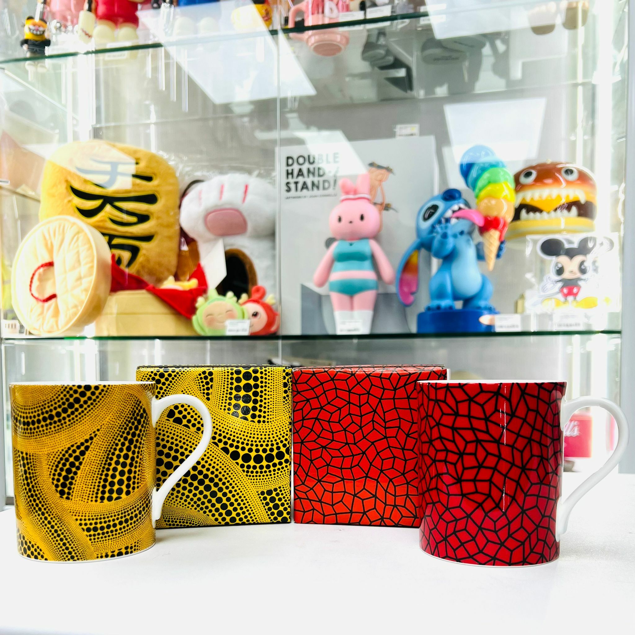 Yayoi Kusama Mug (Yellow Trees / Net)