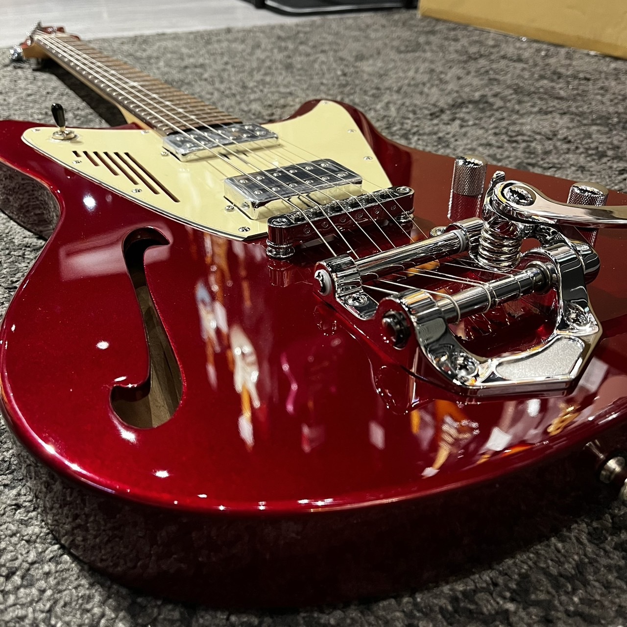 Magneto Starlux (Red) 電吉他【宛伶樂器】