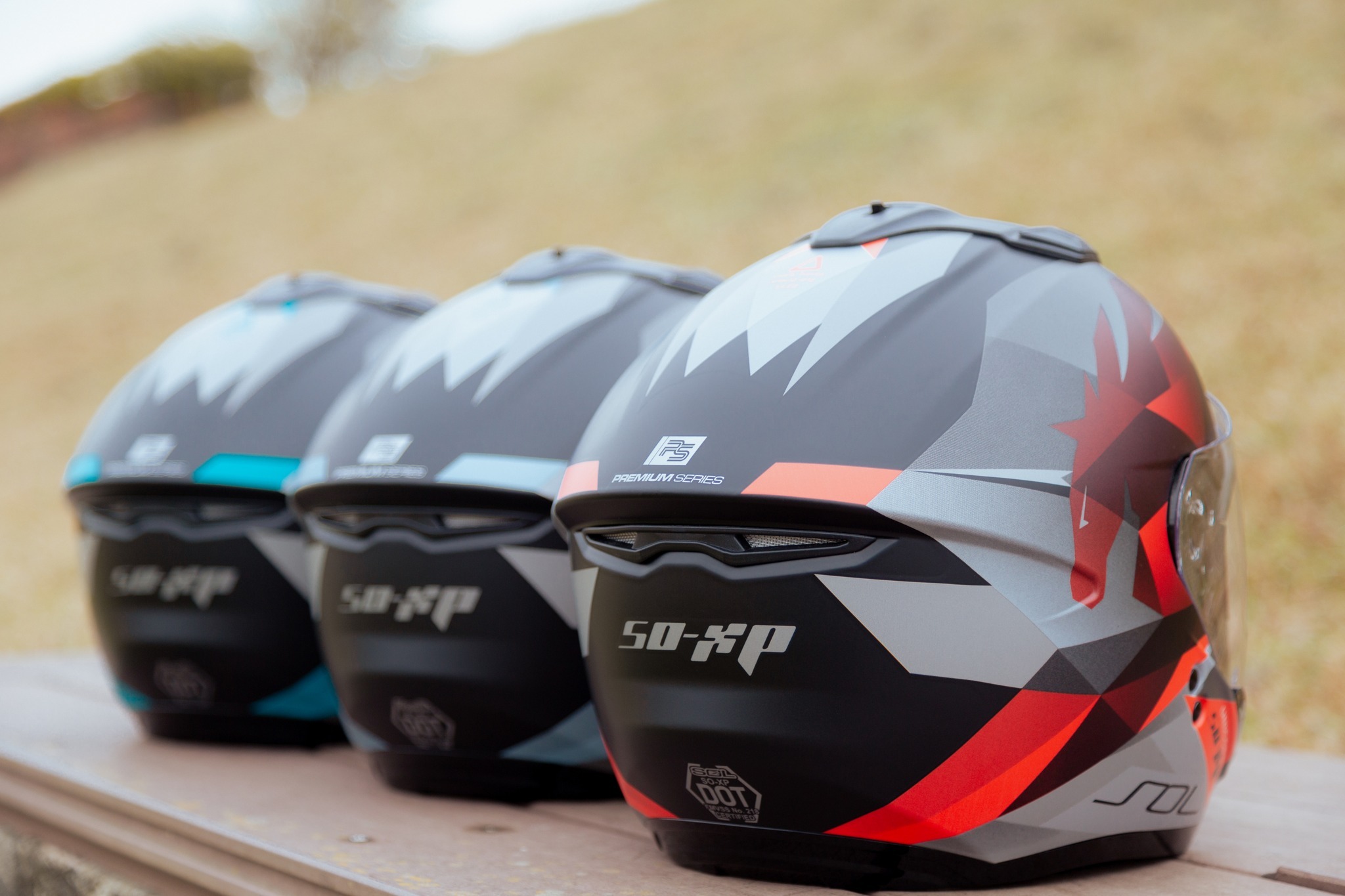 SOL SO-XP 獨角獸消光黑綠3/4罩SOXP