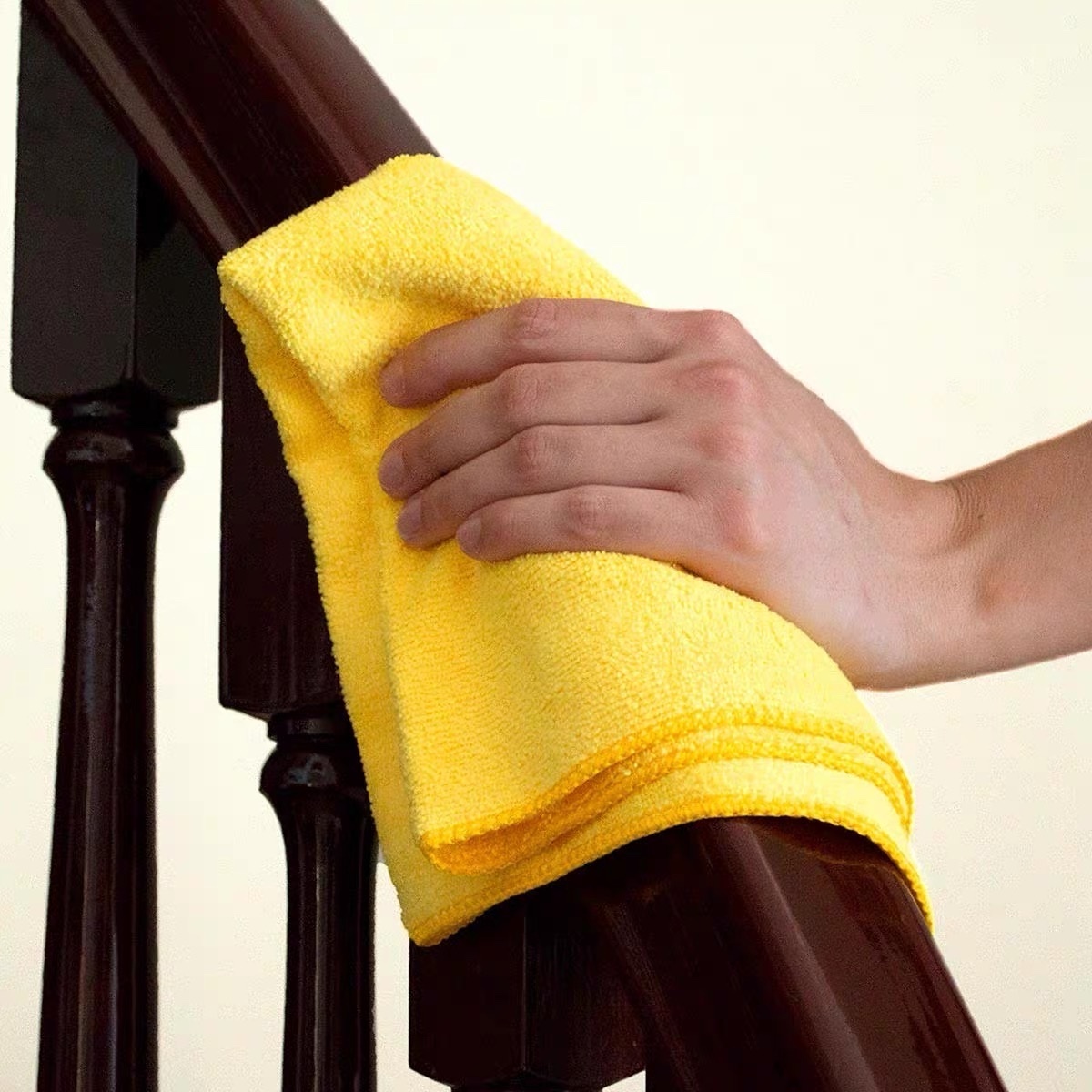 KIRKLAND 超細纖維擦拭布 40×40cm（2條入）｜可機洗重複用 吸水力強 不留棉絮【輕鬆購五金百貨】好市多