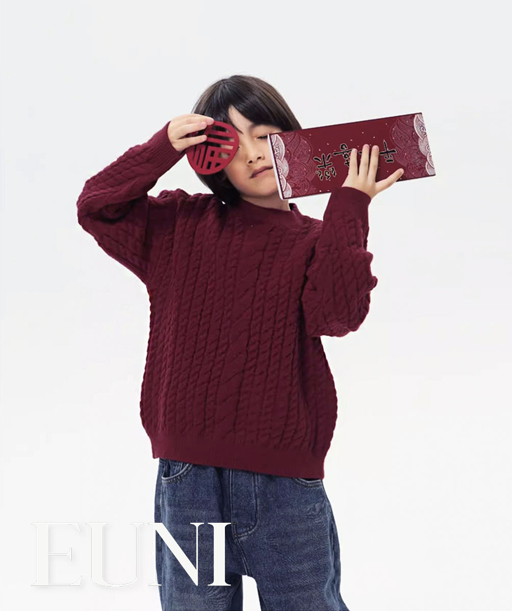 暗紅麻花紋毛衣