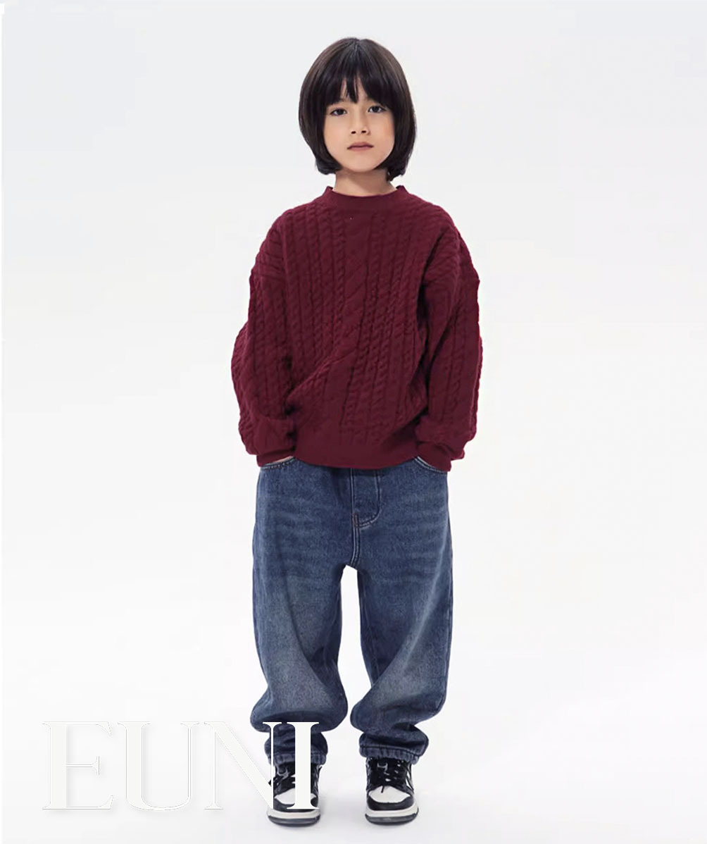 暗紅麻花紋毛衣