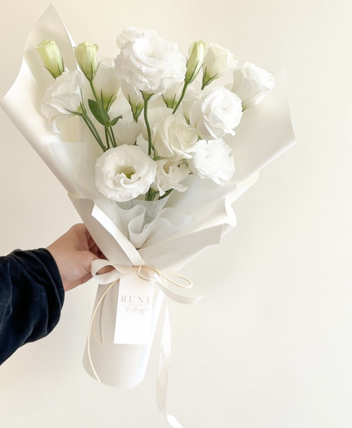 RUNI情人節花束-幸福降臨純白桔梗花束