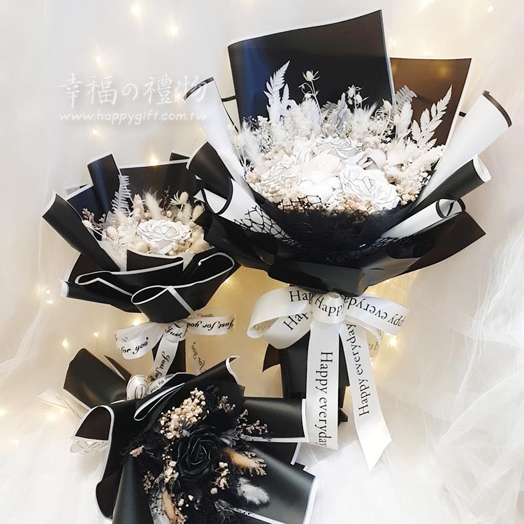 黑色描邊黑白色香皂花乾燥花花束,黑白系列