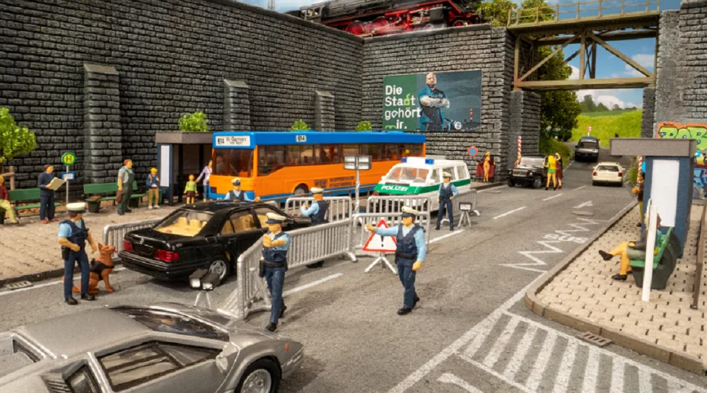 Noch 16260 HO規 主題人物套裝.警察行動