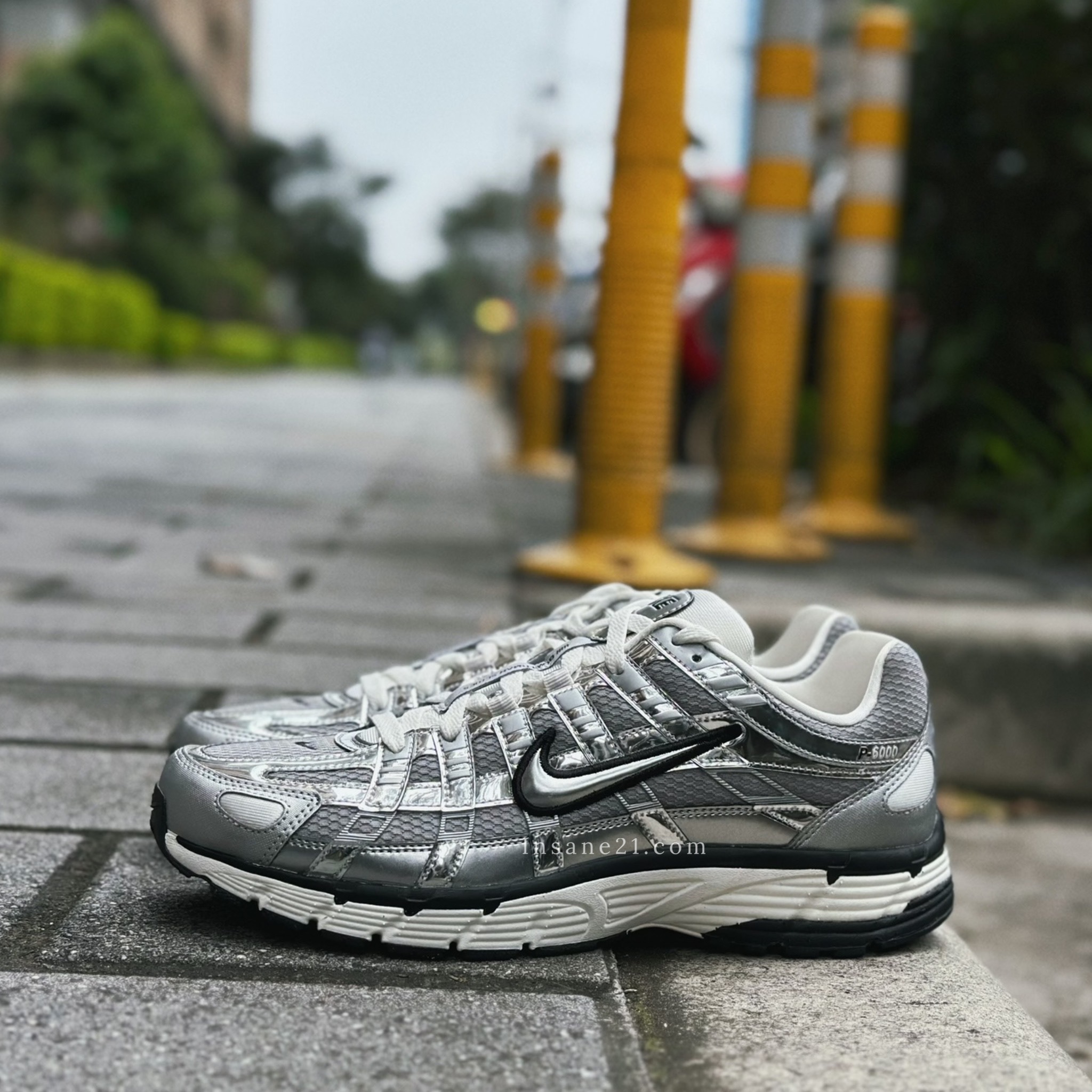 NIKE P-6000 METALLIC SILVER 金屬液體銀復古老爹鞋休閒跑鞋 CN0149-001