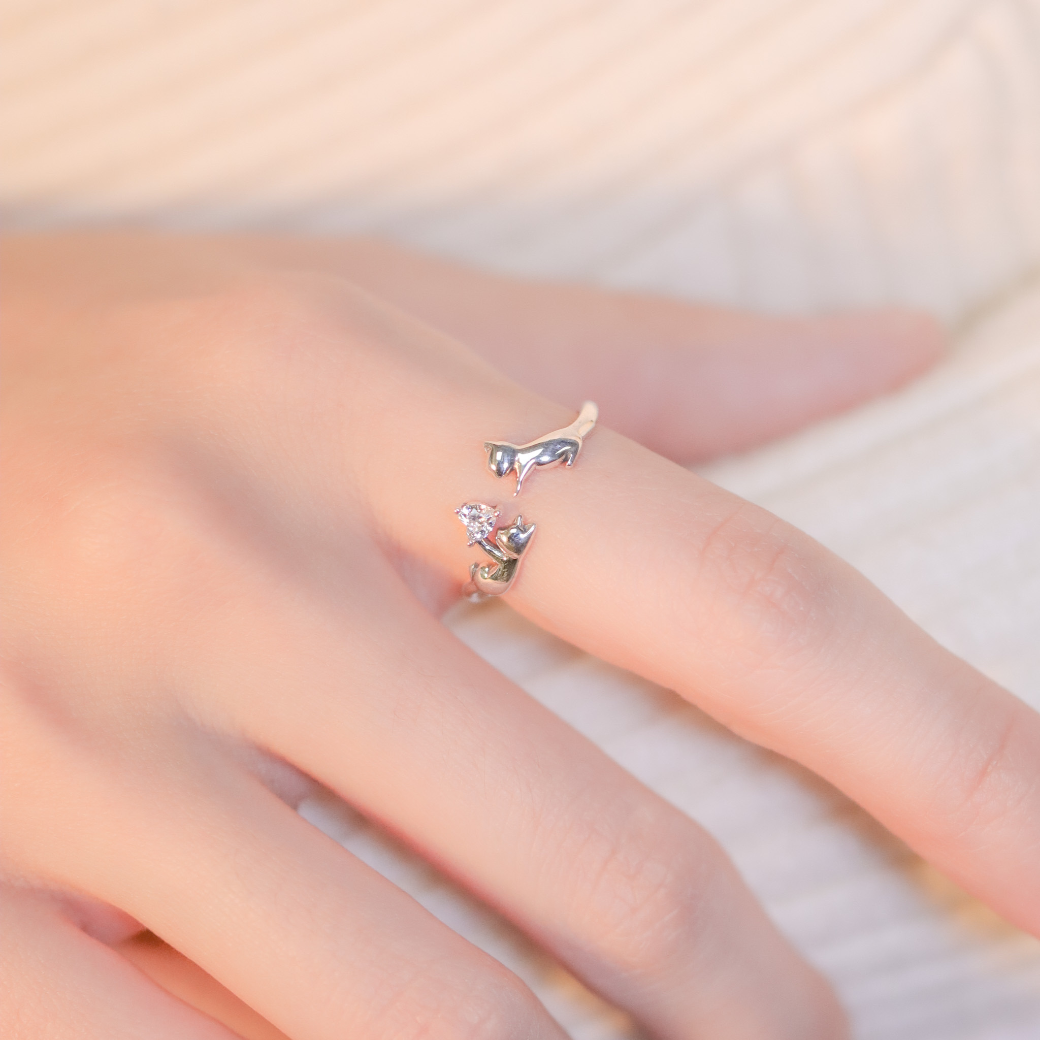 | 925純銀・ 厚鍍白金 | 傳遞愛貓咪使者戒指 | RI0634 |