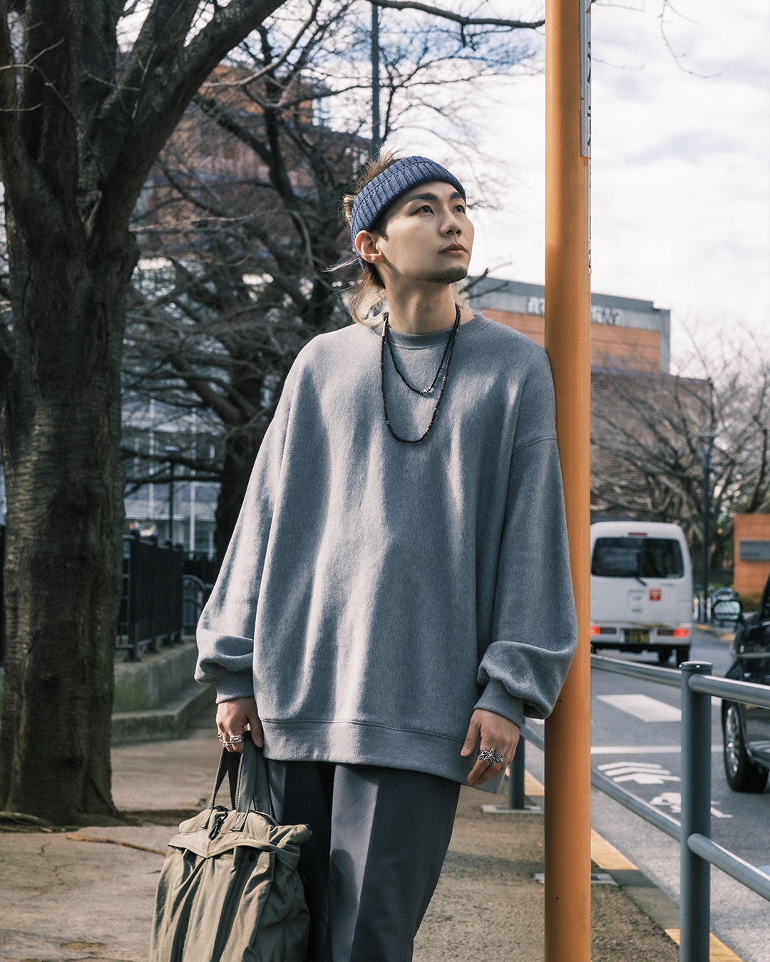 長版）柔軟手感 細節刺繡寬身衛衣－ 雪花灰