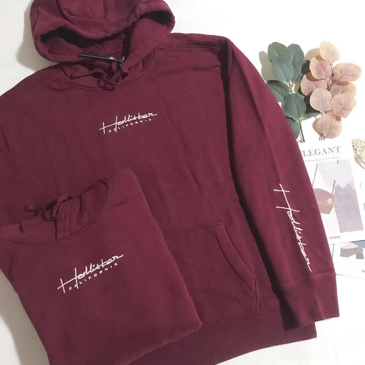 HOLLISTER MIDDLE LOGO HOODIES絕版款