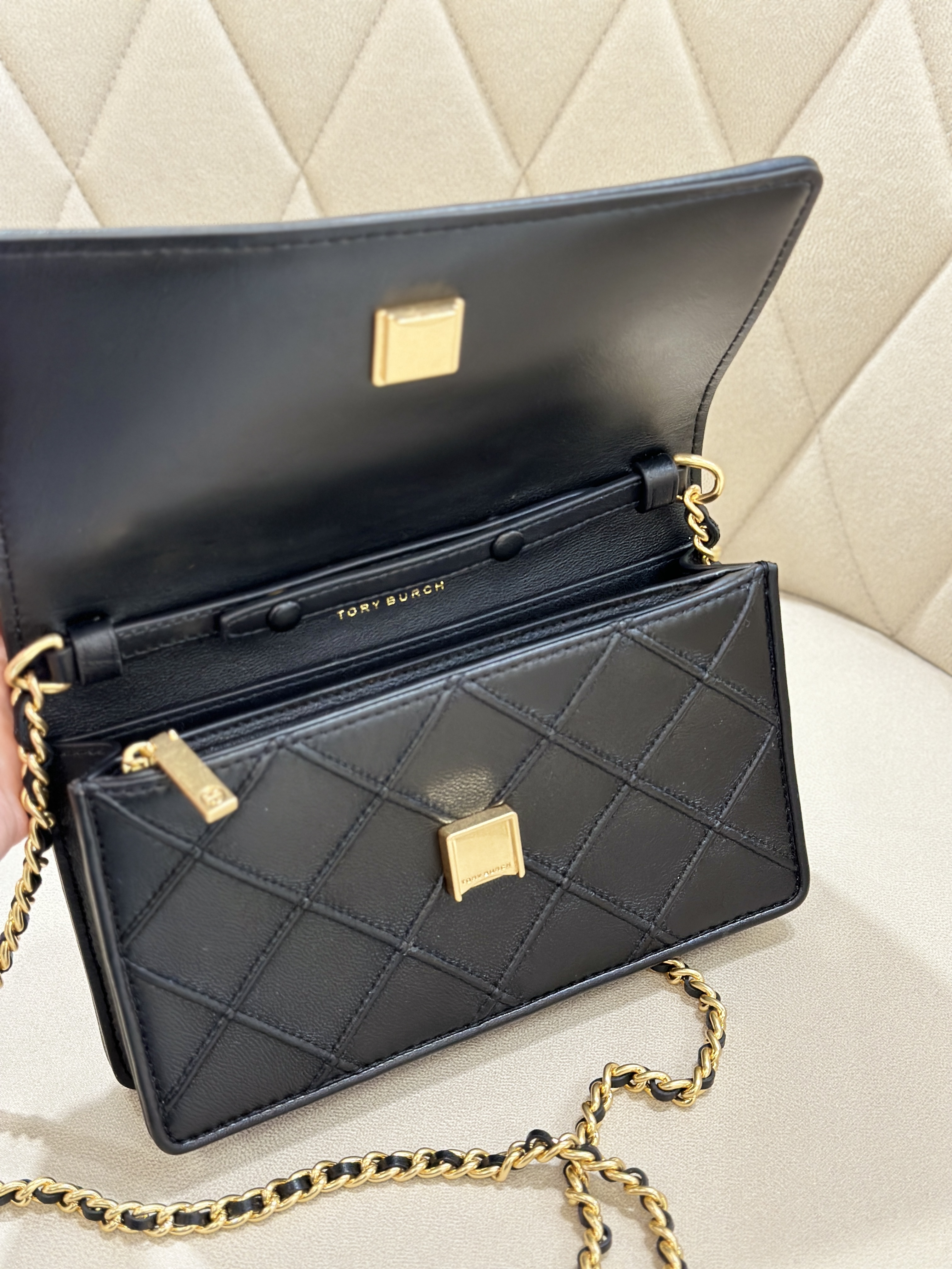 TORY BURCH Fleming Soft Chain Wallet