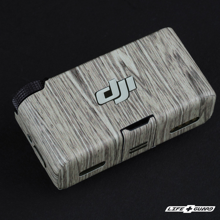 LIFE+GUARD 麥克風貼膜安裝示意，適用 DJI Mic 2