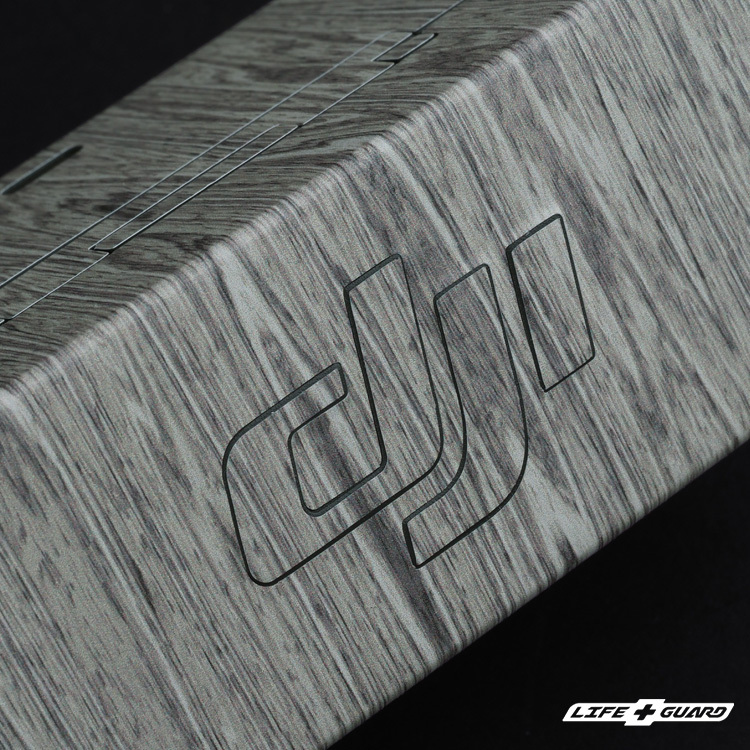 LIFE+GUARD 麥克風貼膜安裝示意，適用 DJI Mic 2