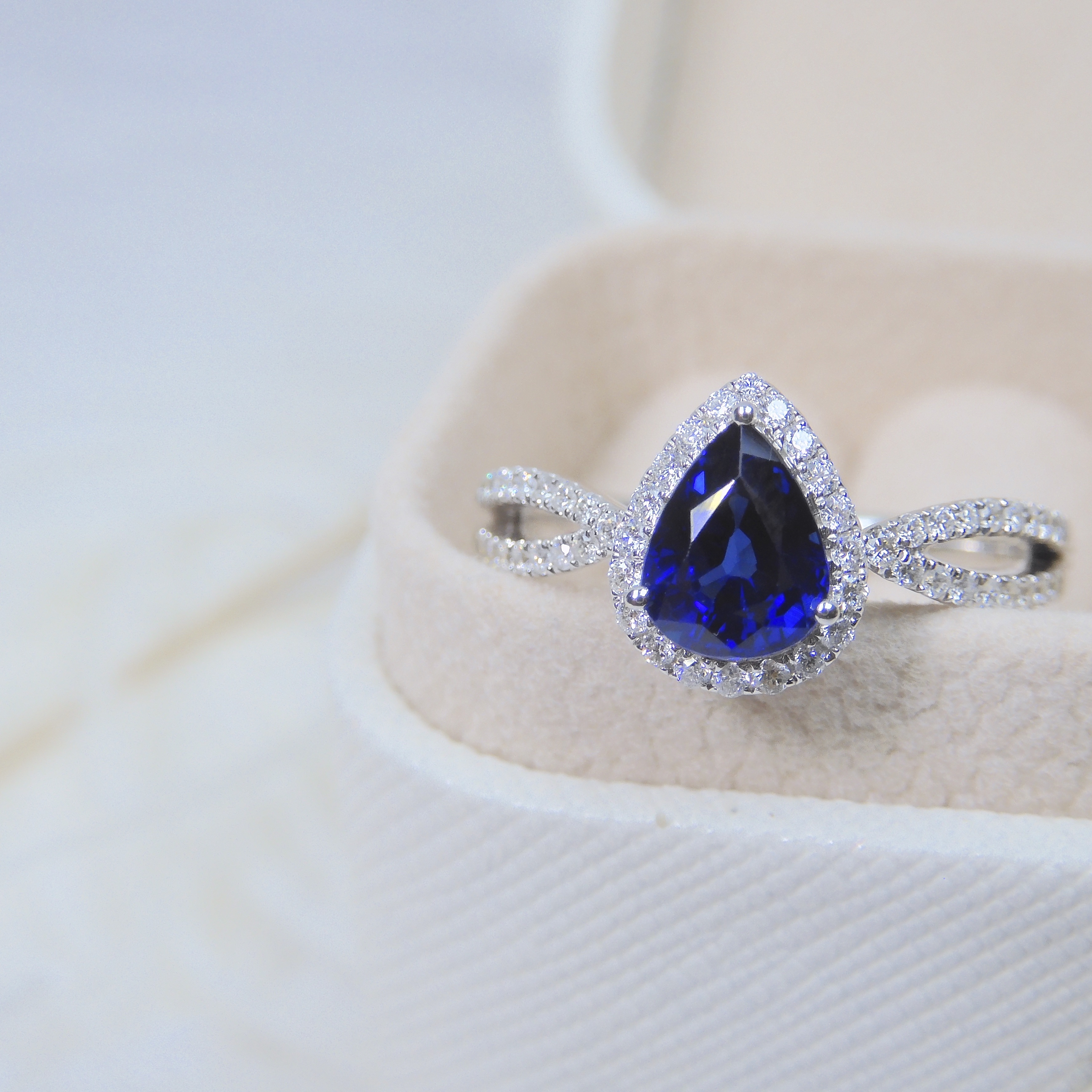 18K金 1.13ct 藍寶石戒指 (配國際證書)