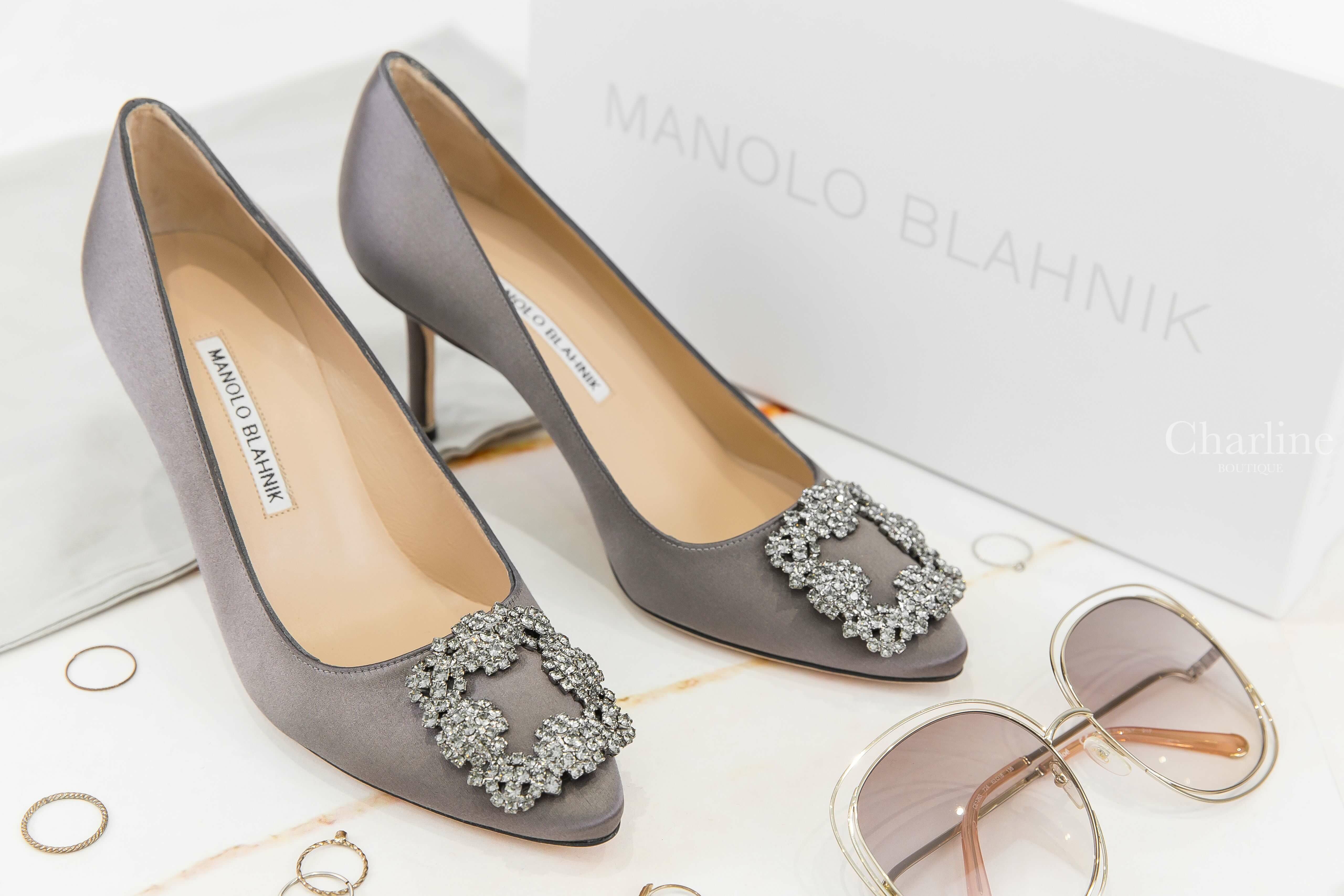 Manolo Blahnik Hangisi 深灰色絲綢灰銀鑲鑽方釦7cm細跟高跟鞋-Charline Boutique 精品代購