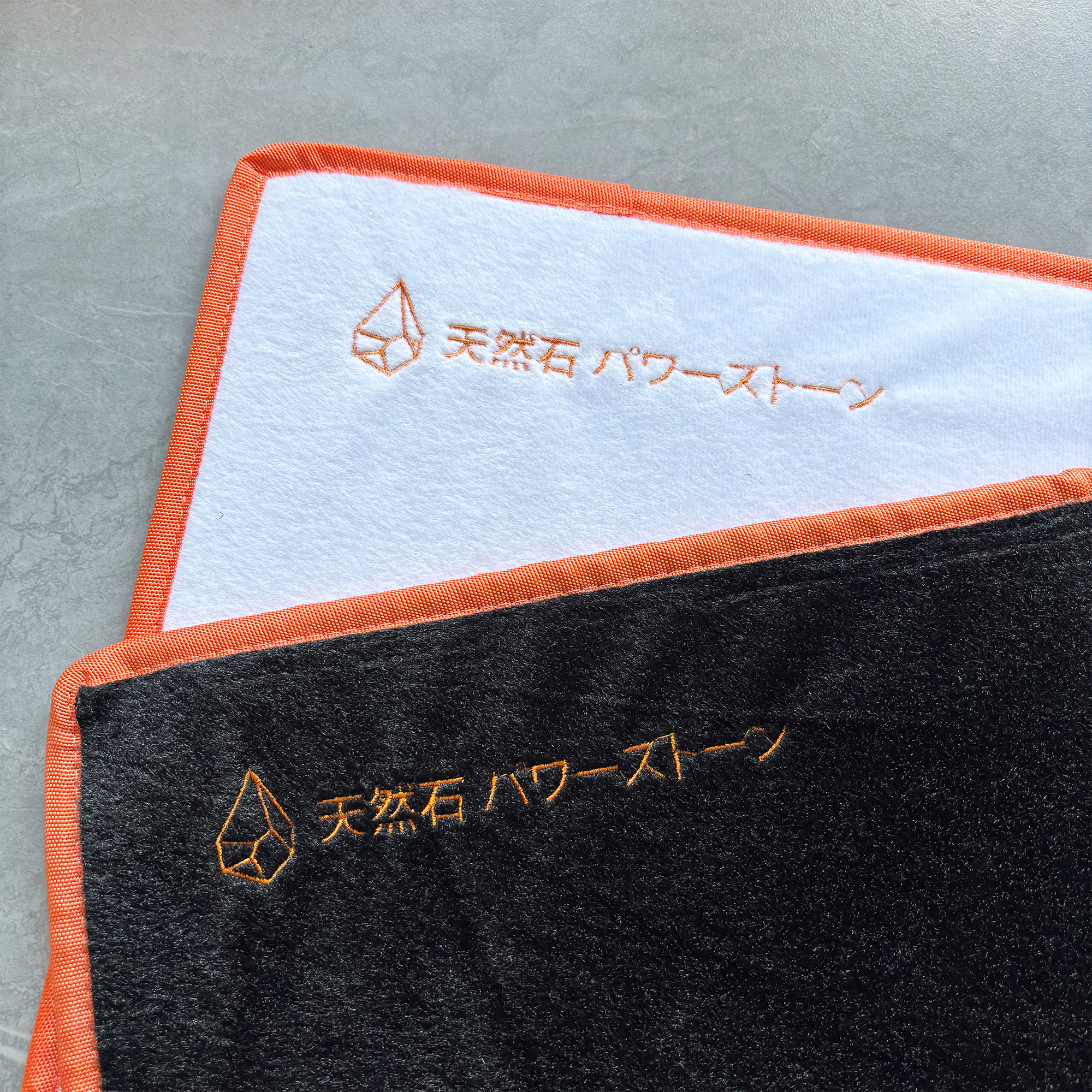 珠寶飾品 日本展示毛絨布 黑白雙面絨展示 精細尺寸刺綉 細緻包邊