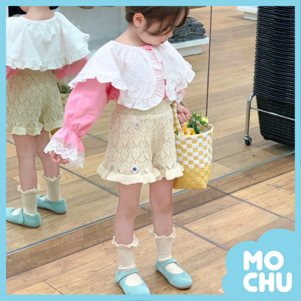 刺繡大翻領粉白上衣