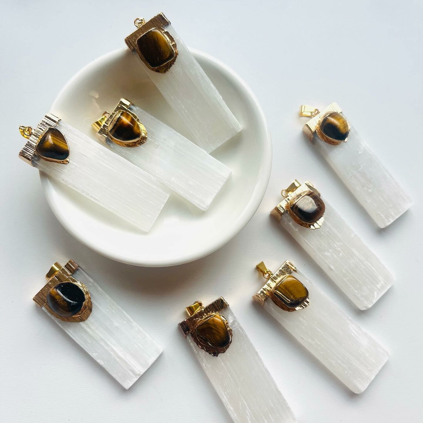 [原石] 透石膏+虎眼石 吊墜