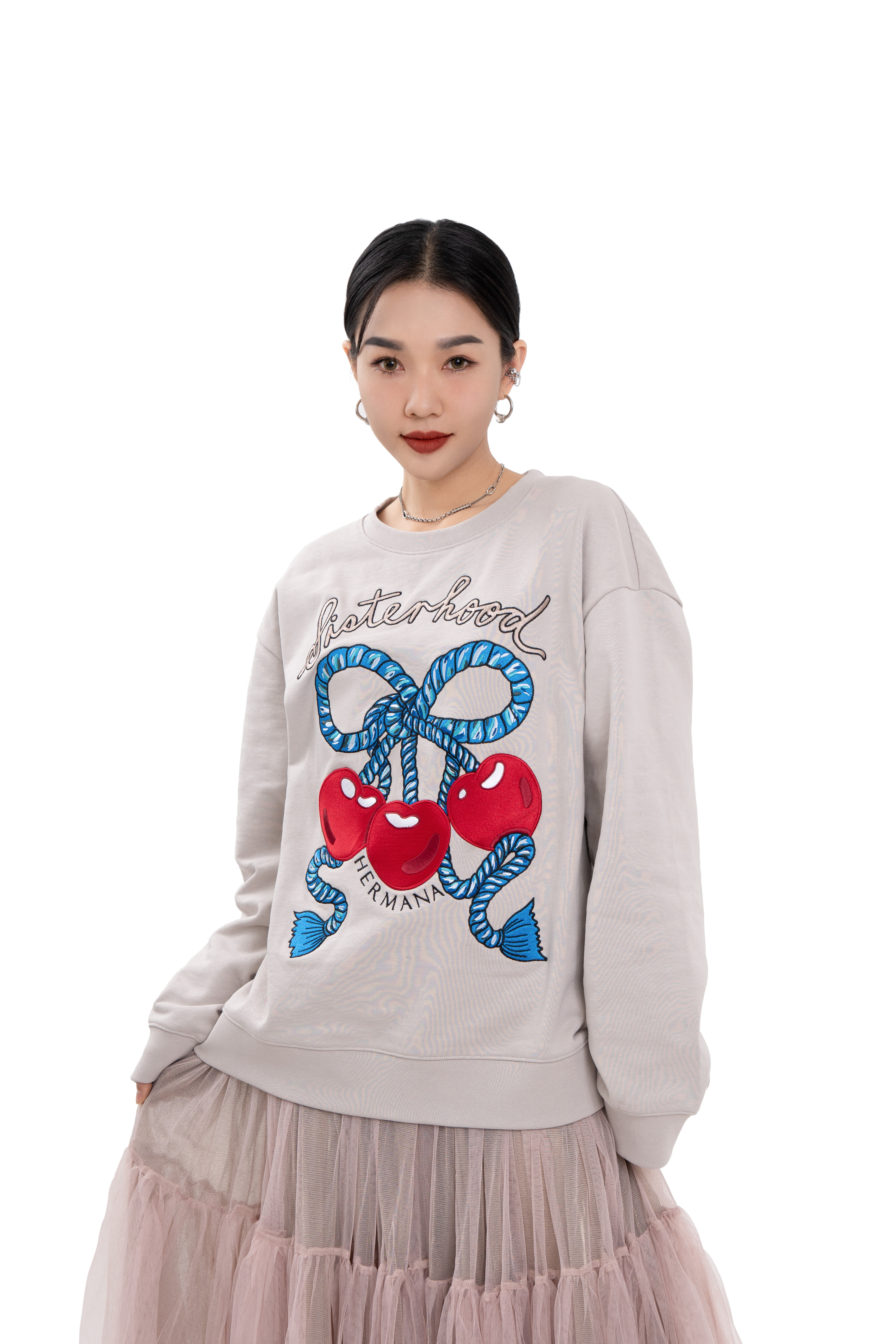 SISTERHOOD車厘子繡花衛衣（現貨款式）