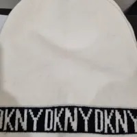 [S] DKNY D3KH1628 LOGO TAPE BEANIE HAT,IVORY, 755404412446 (SD831)
