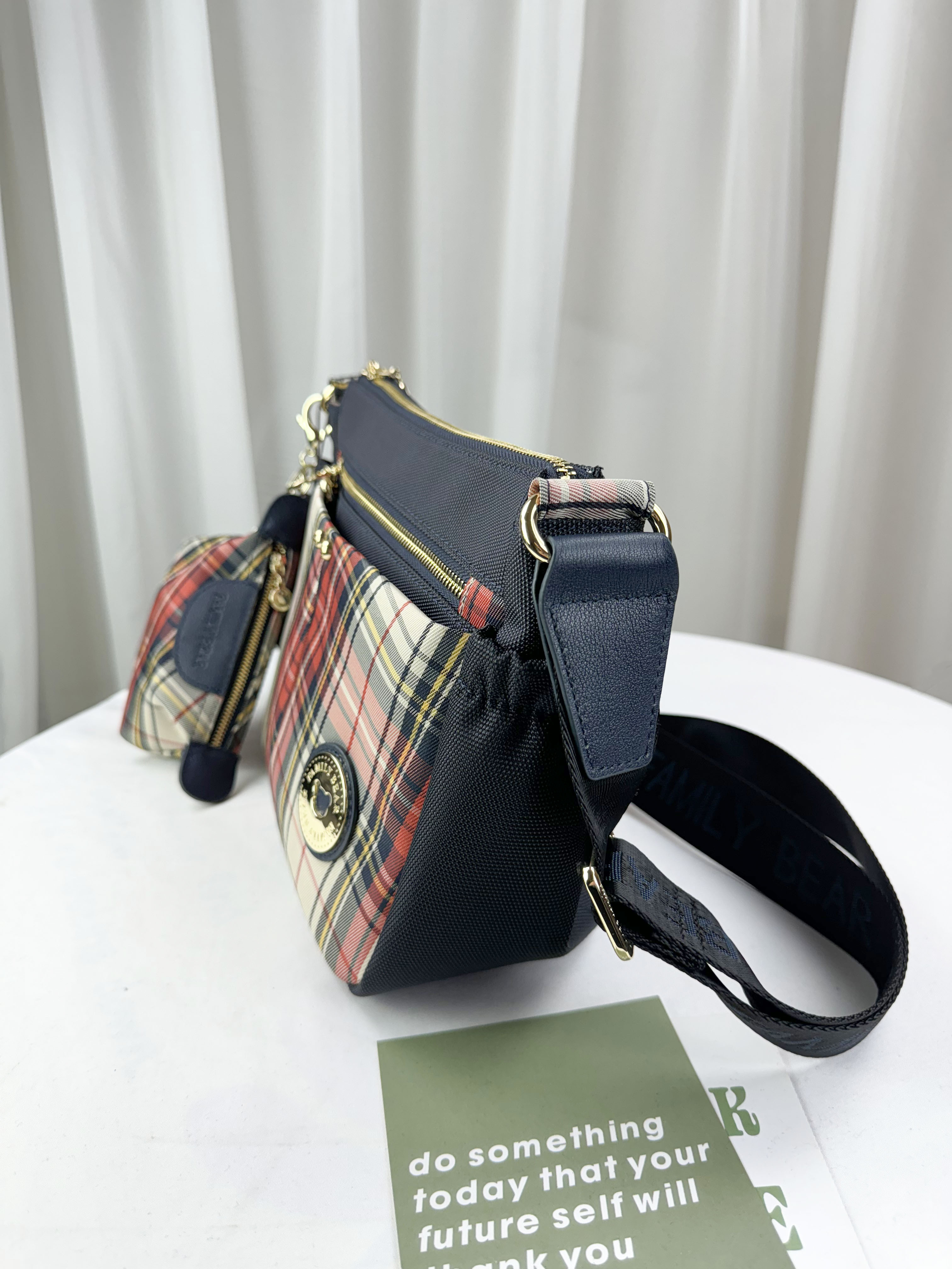 FamilyBear 橙格紋拼色防潑水側背包 附零錢包   #2806