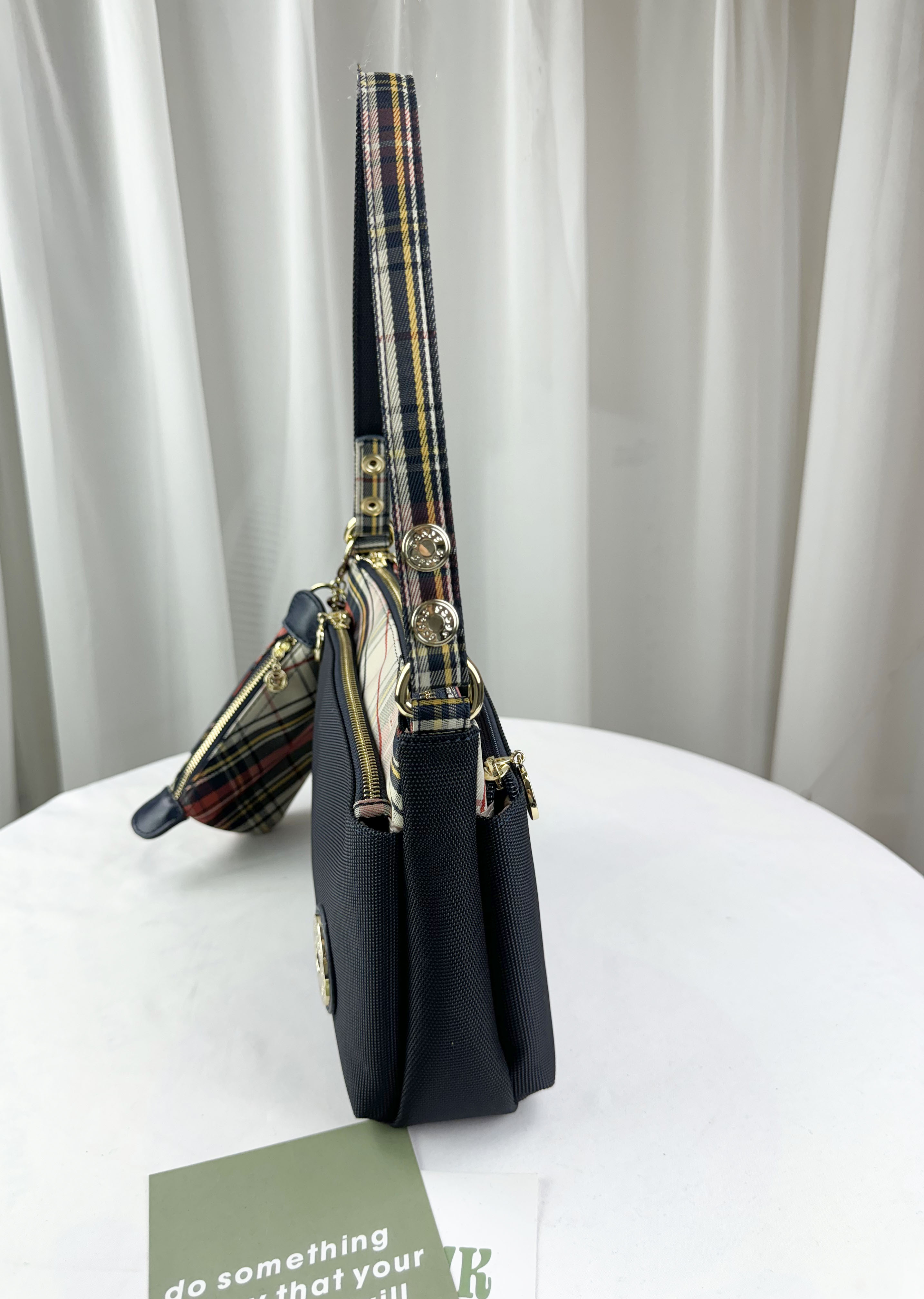 FamilyBear  橙格紋拼色防潑水肩背包 / 側背包 附格紋零錢包 #2563