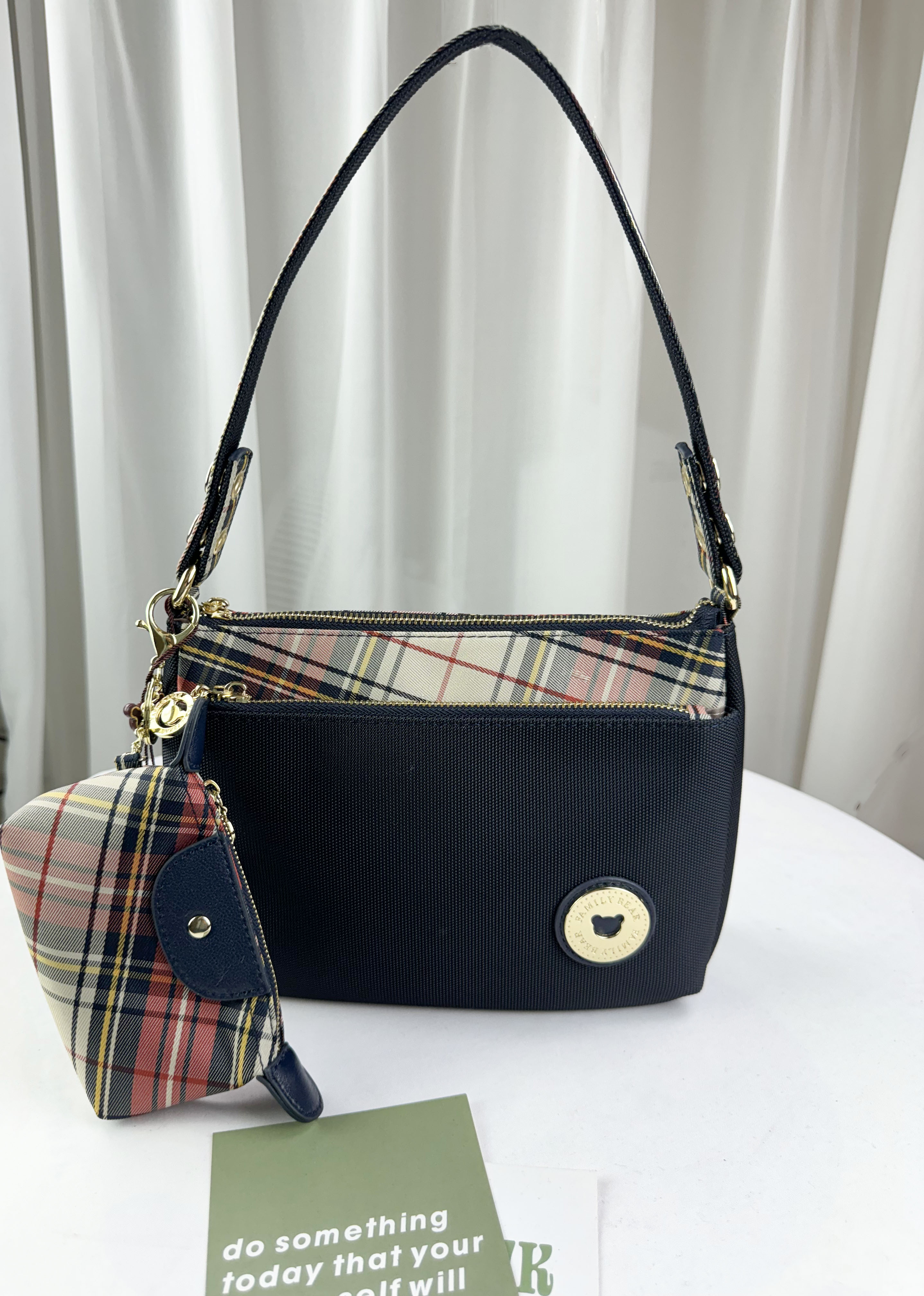 FamilyBear  橙格紋拼色防潑水肩背包 / 側背包 附格紋零錢包 #2563