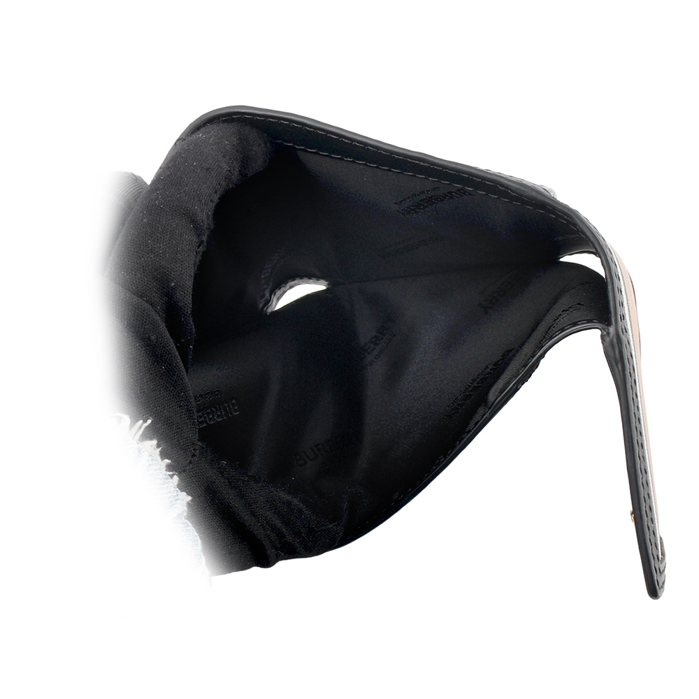 【BURBERRY】經典條紋塗層帆布及牛皮三折短夾(黑色/經典米色) 80730821