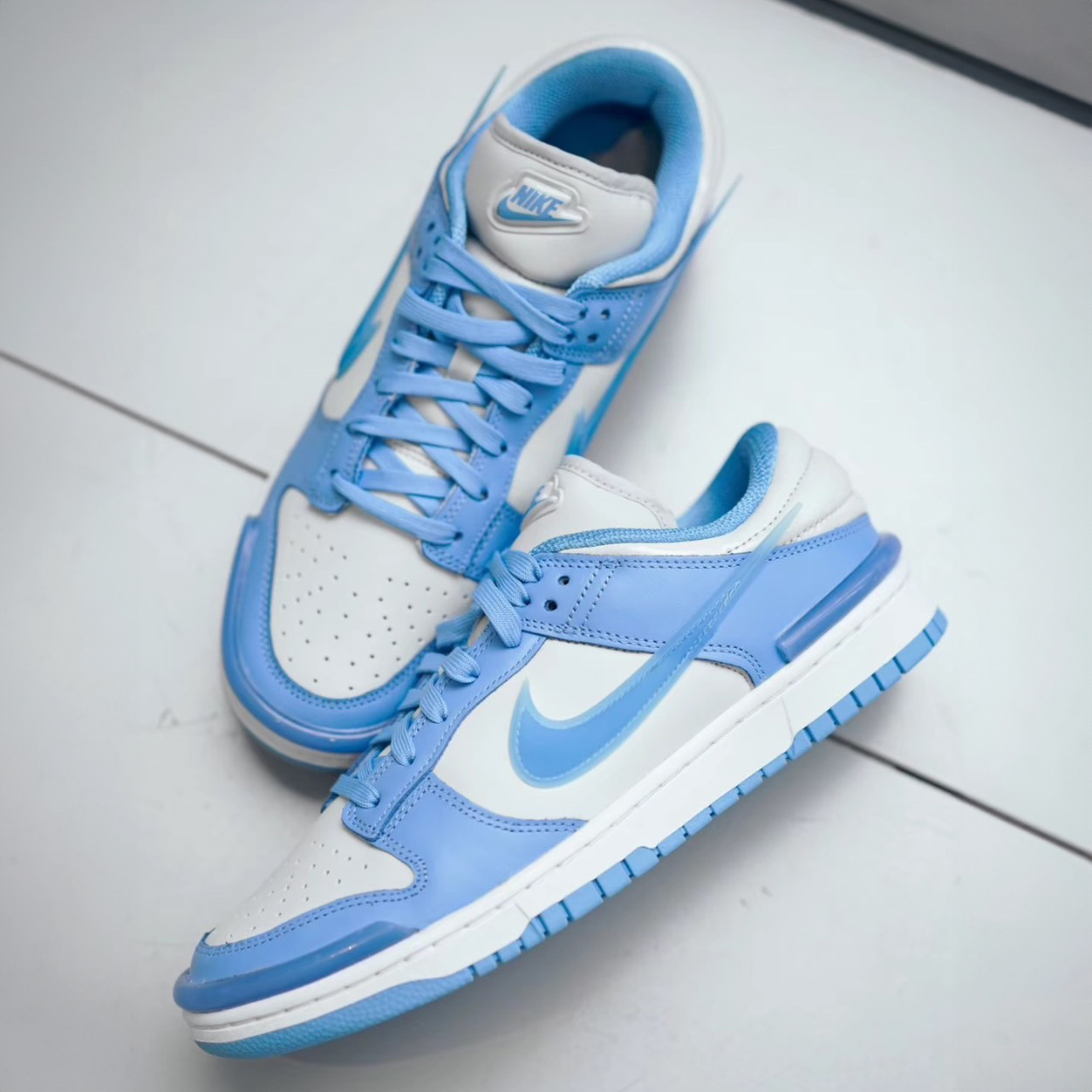 Nike Dunk Low Twist University Blue UNC 大學藍 北卡藍 白藍 AMBUSH平替 女生復古休閒鞋 DZ2794-002