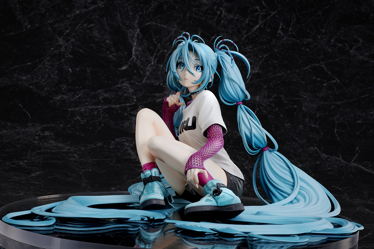 Hatsune Miku x Yoneyama Mai The Latest Street Style "Cute" Limited Ver.