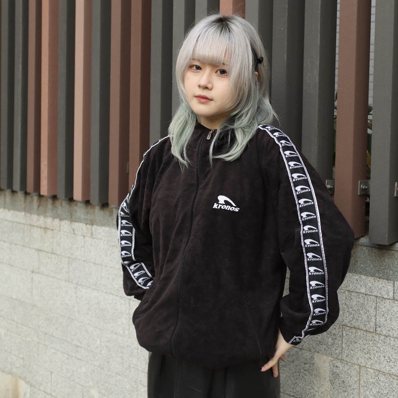 Vintage Kronos 黑色燈芯絨運動外套