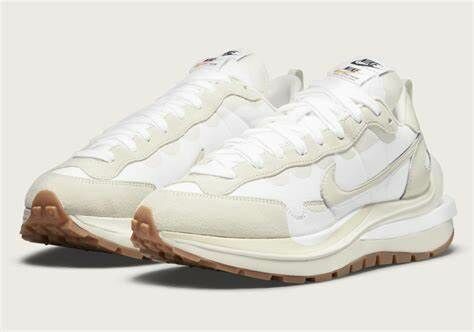 {現貨} Sacai x Nike VaporWaffle ”White / Sail”
