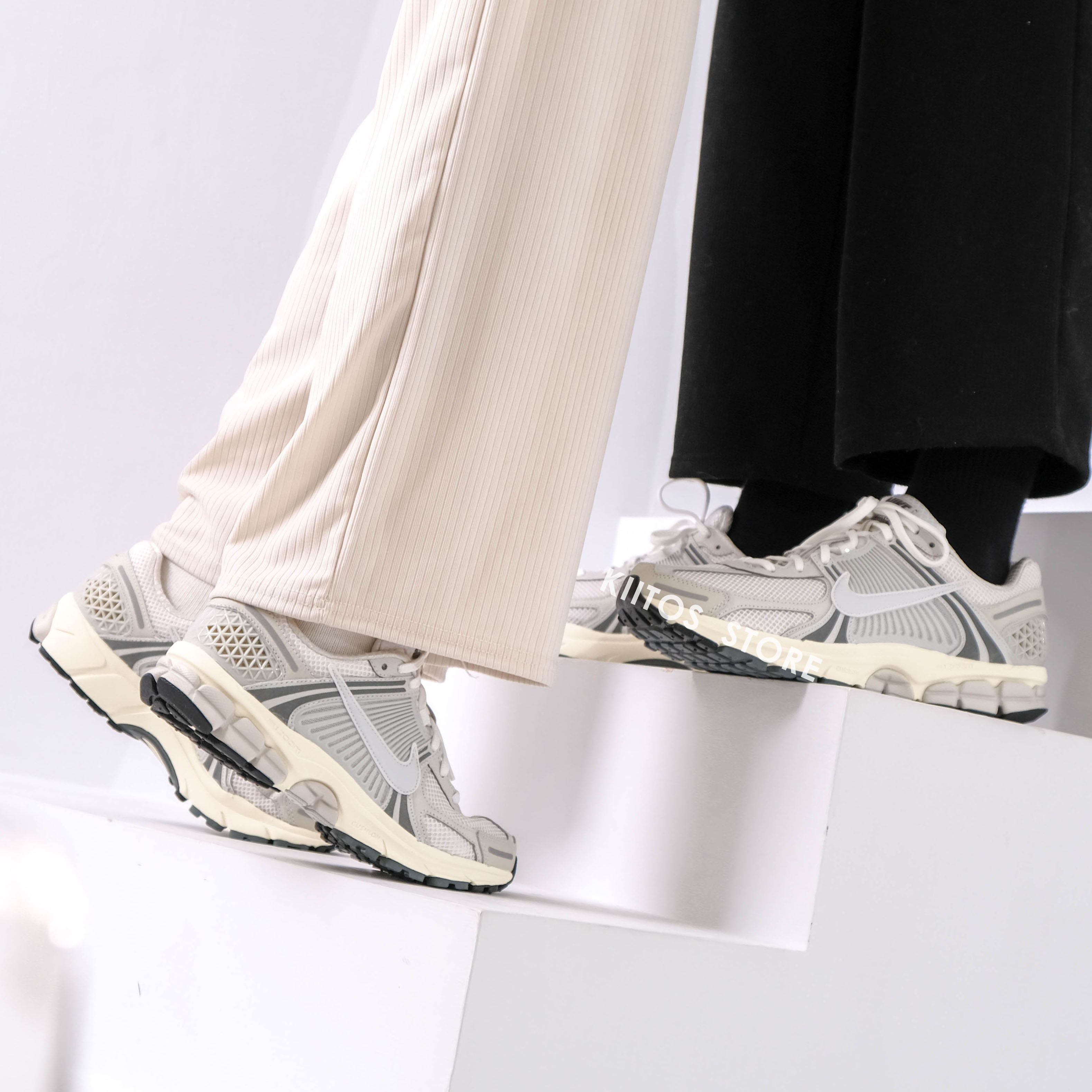 Nike Zoom Vomero 5 "Platinum Tint" 白灰奶油 HF0731-007