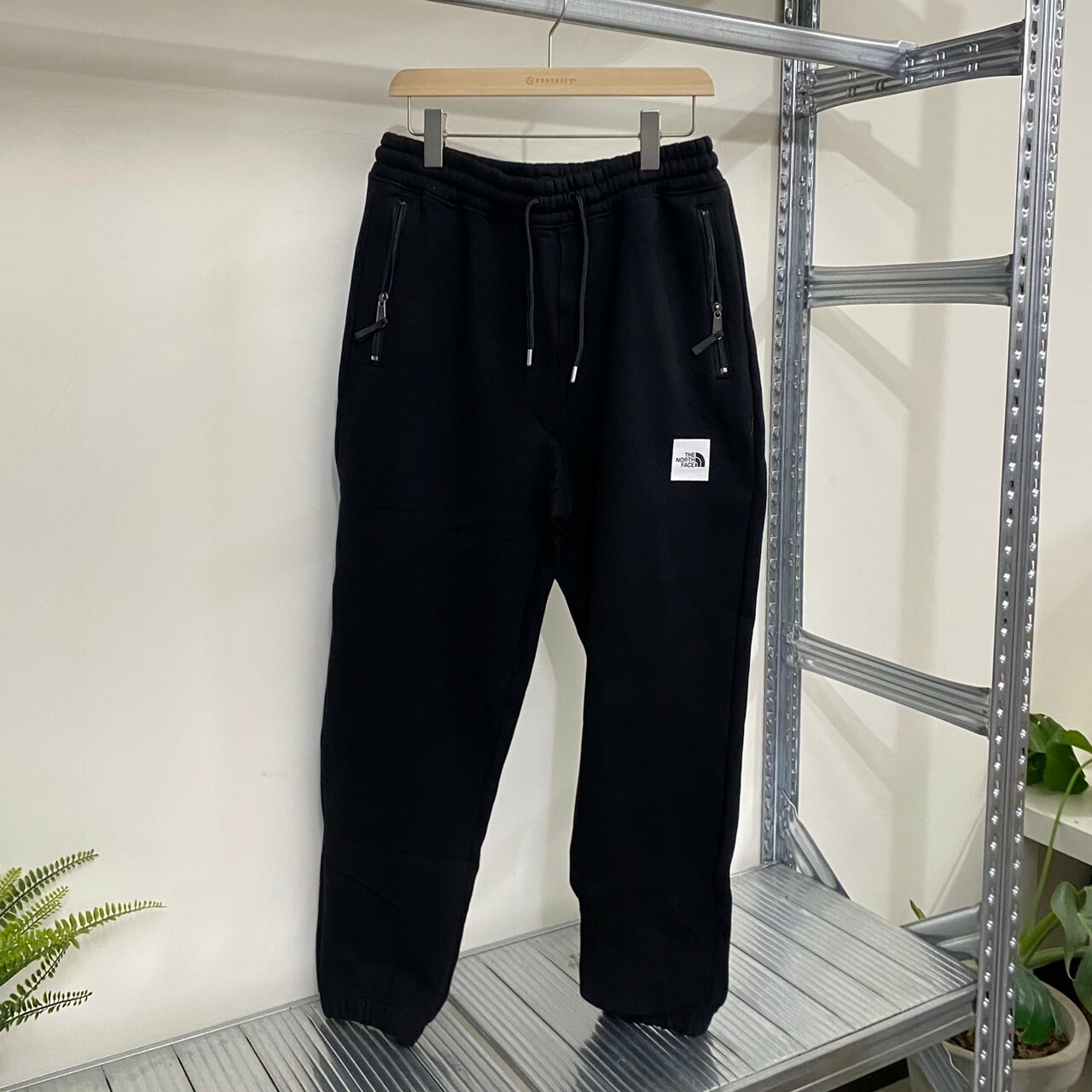 The north face 加絨休閒束腳長褲 NF0A86Q4