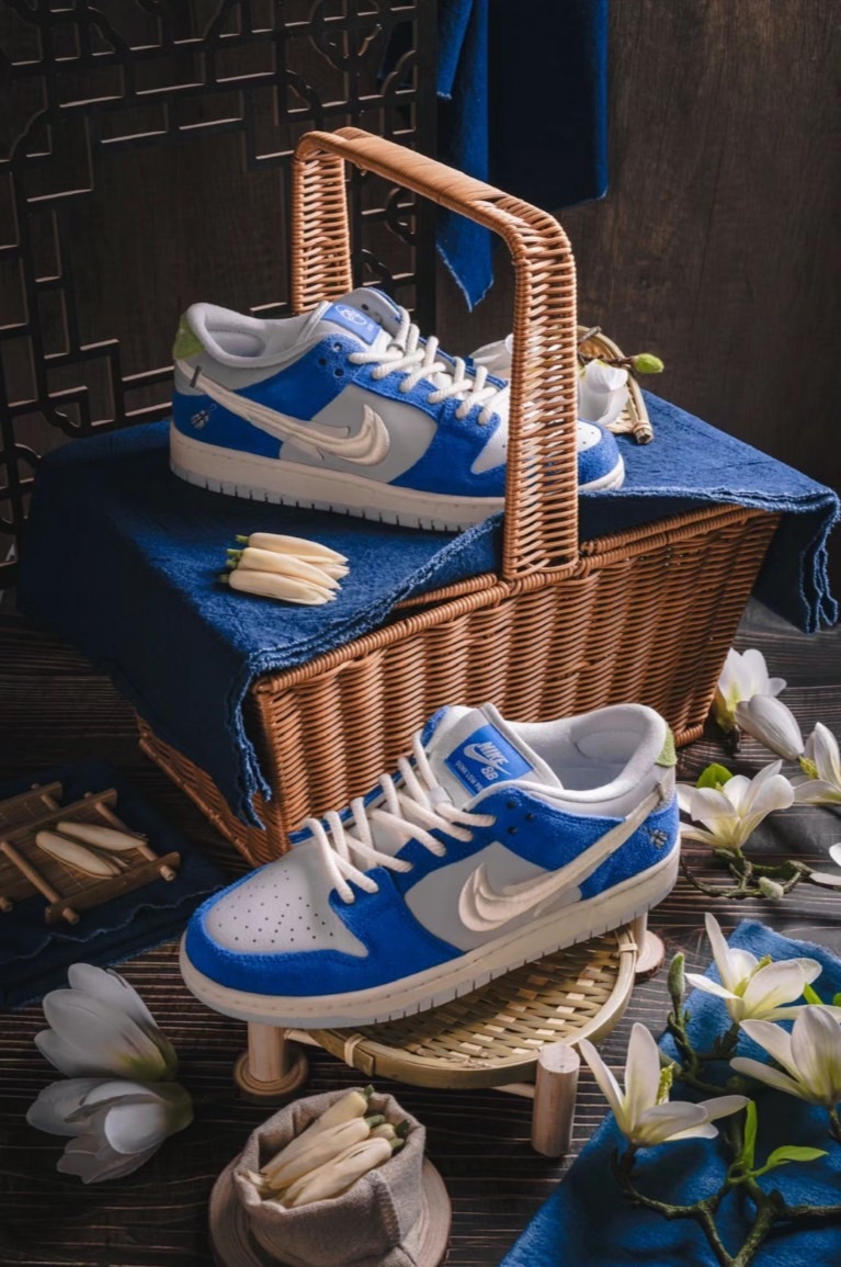 Nike SB Dunk Low x Fly Streetwear 聯名款 白玉蘭 花 藍白 羽毛 DQ5130400