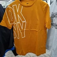 [S] DKNY EXPLODED LOGO OUTLINE TEE,HONEY, M2313003-HON (SD842)