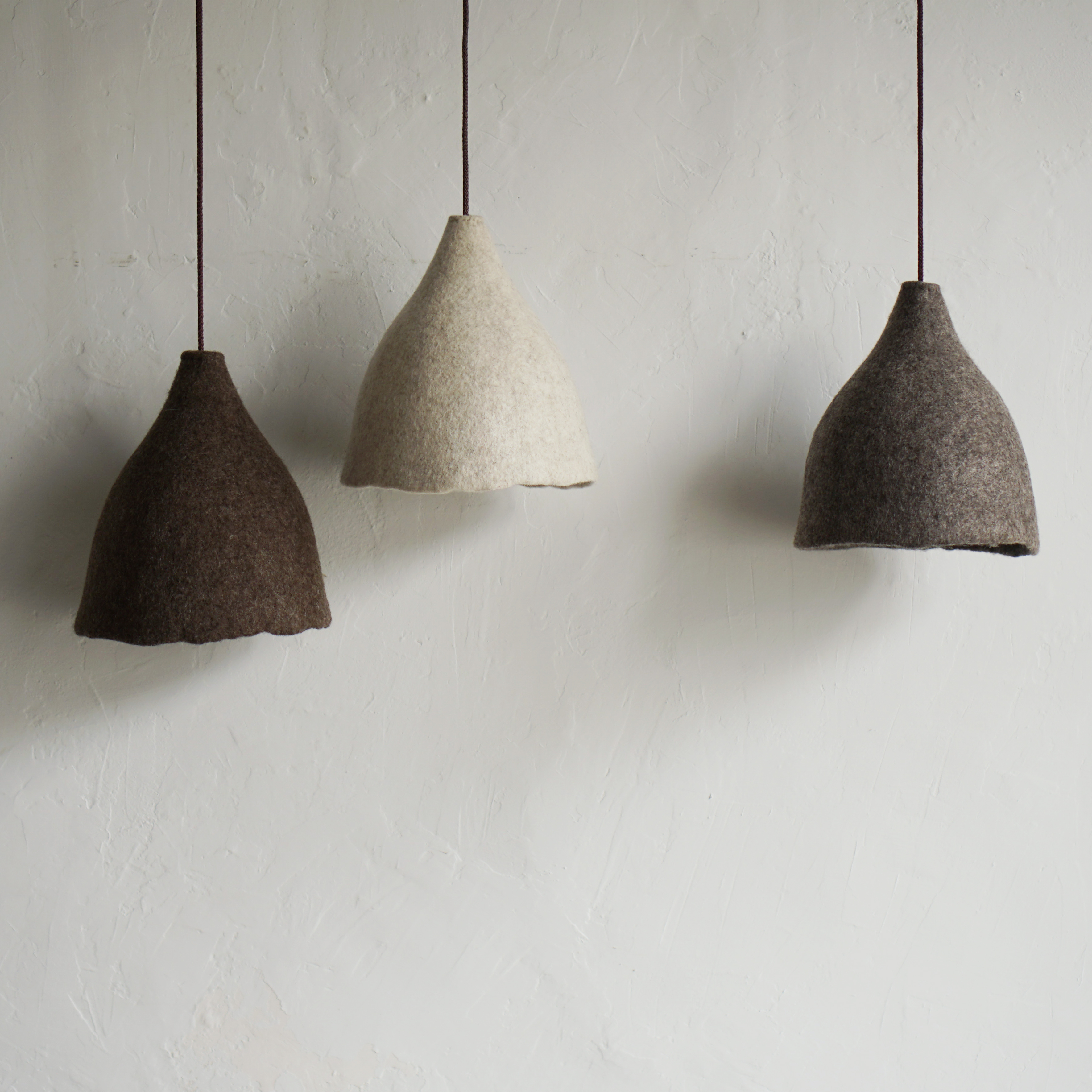 手工毛氈｜燈罩・灰｜中國藏區