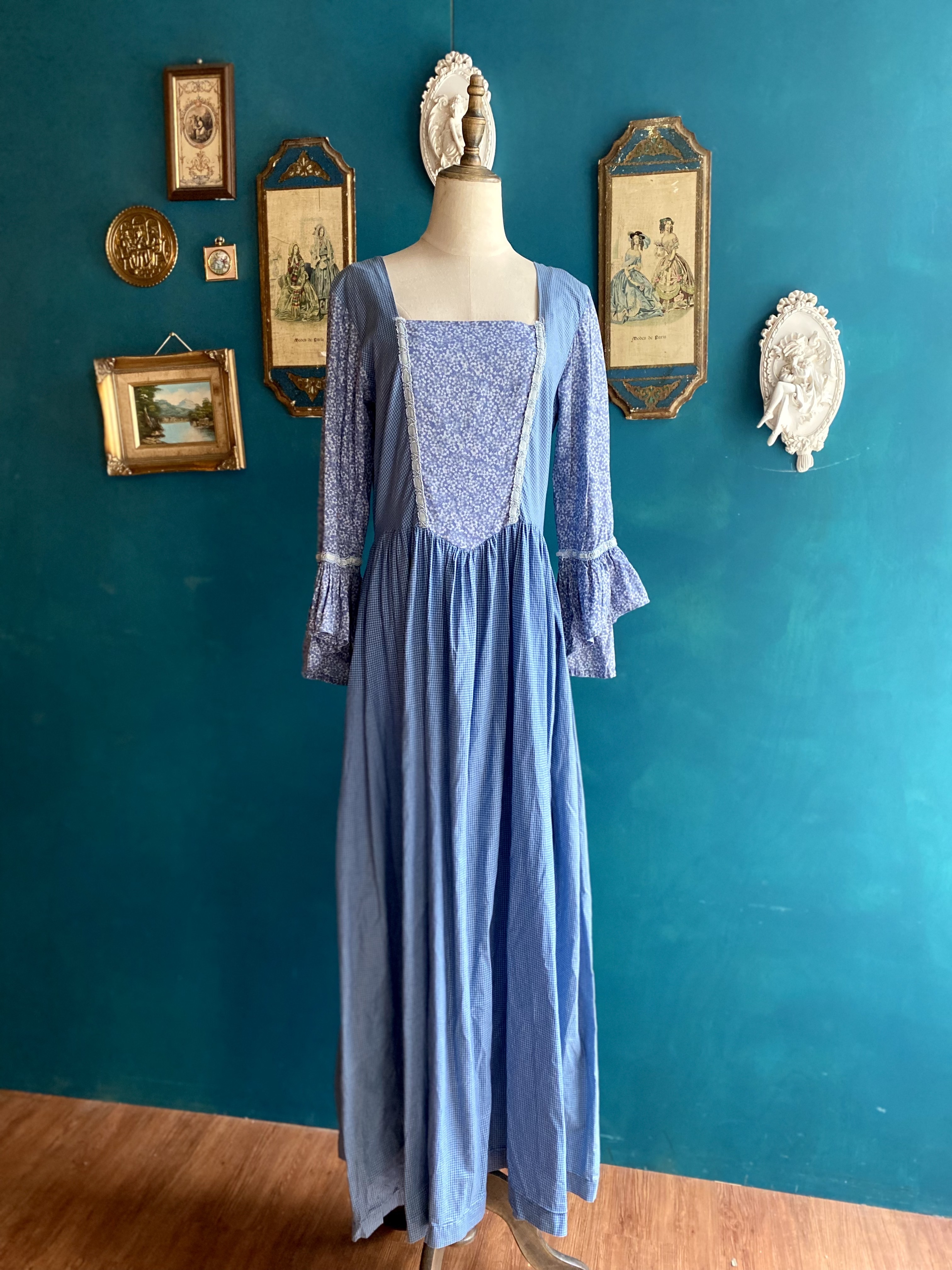 Vintage Dresses/古著鐘型袖方領藍色碎花洋裝