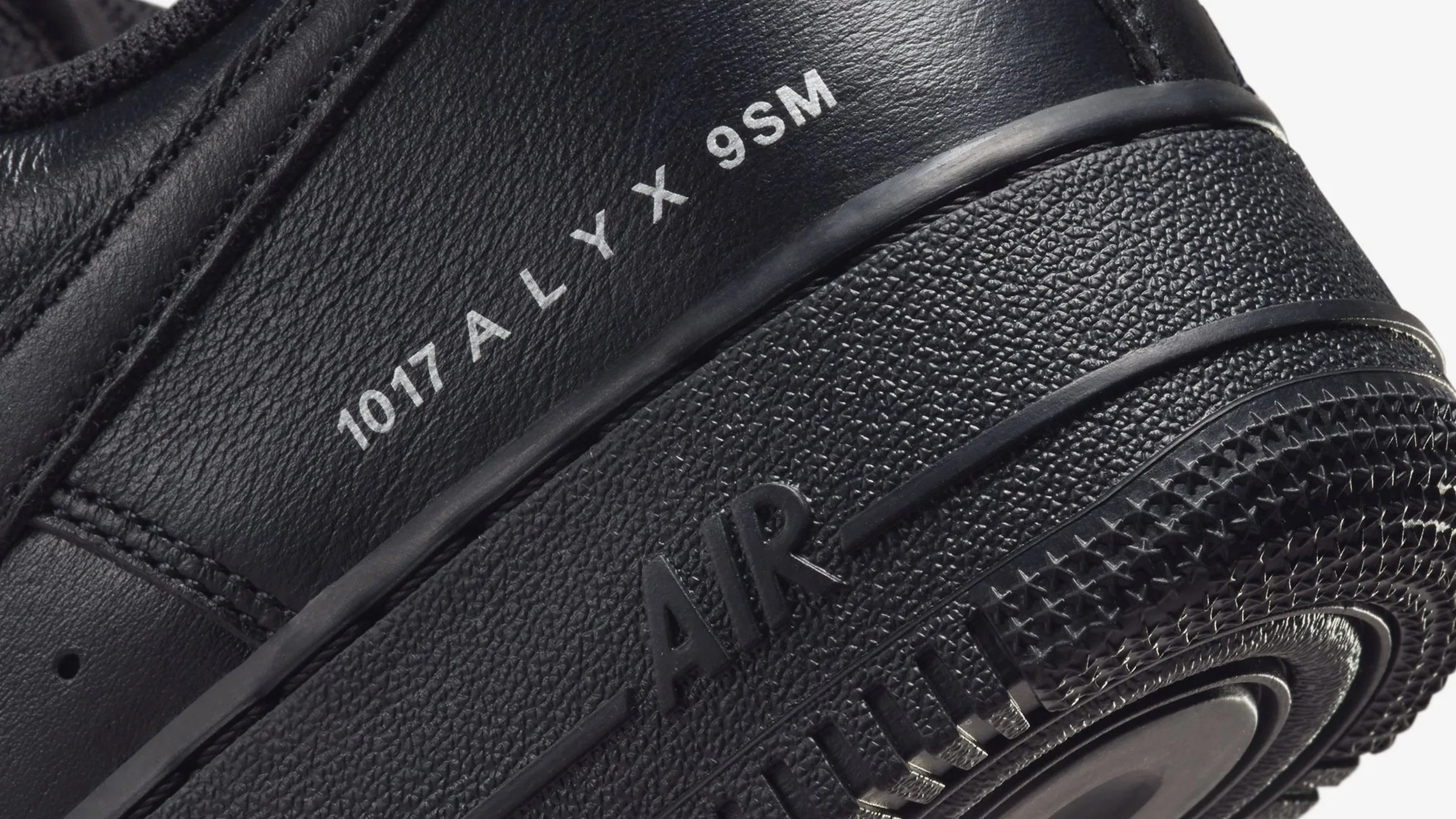 1017 ALYX 9SM X NIKE AIR FORCE 1 LOW SP TRIPLE BLACK 聯名