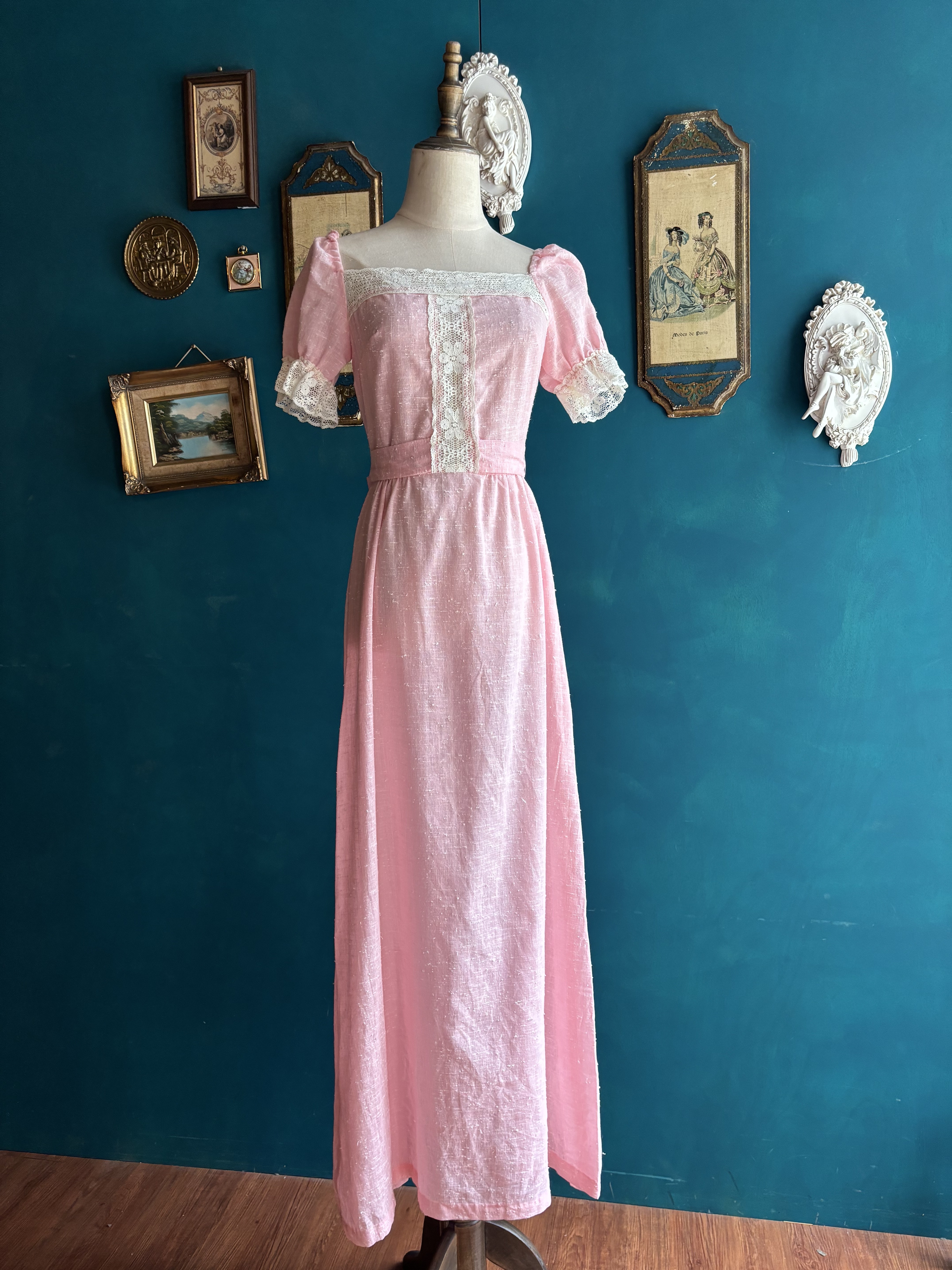 Vintage Dresses/古著PJB by Jerell粉色棉麻鏤空蕾絲洋裝