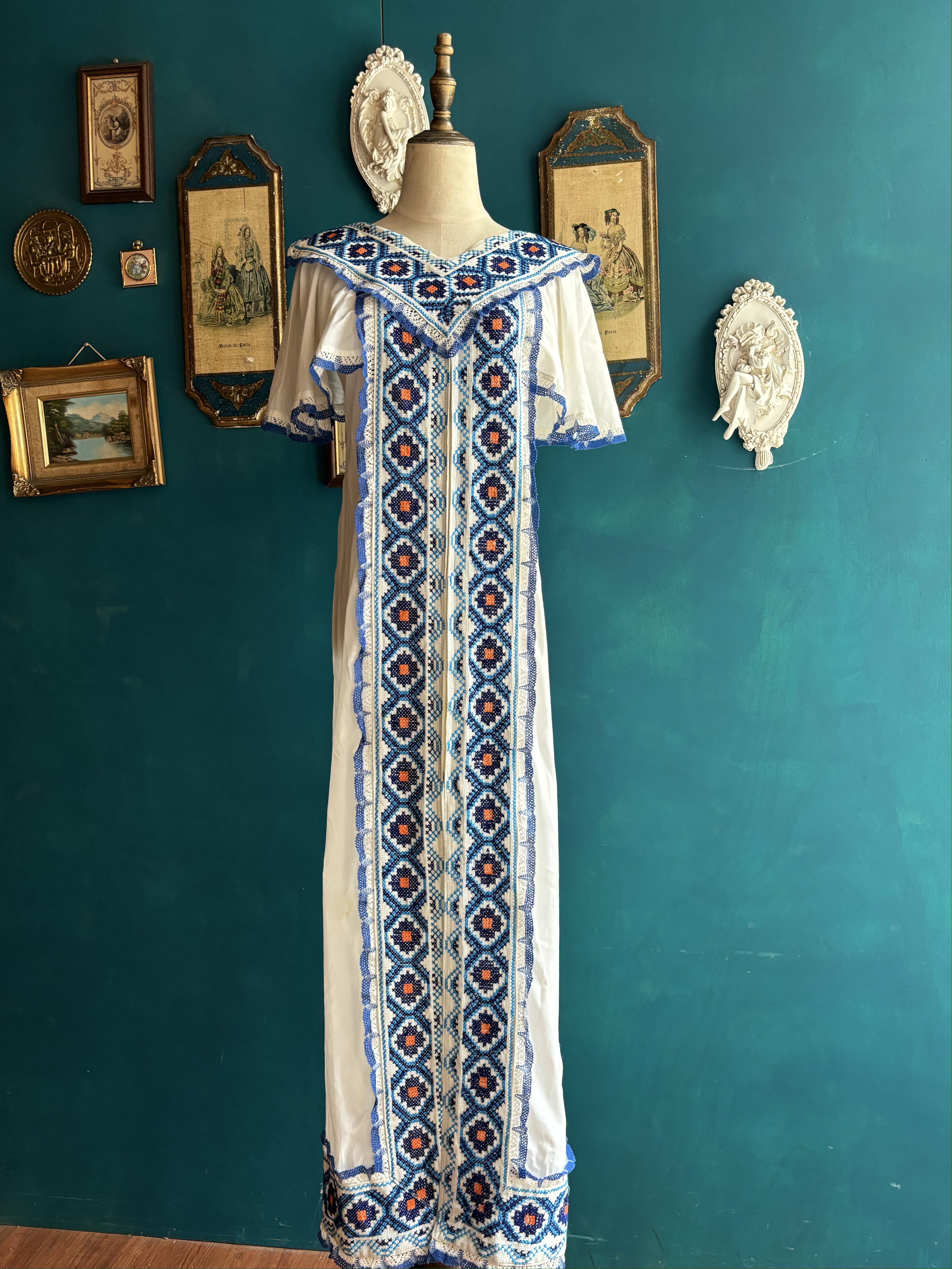 Vintage Dresses/古著墨西哥刺繡領片洋裝