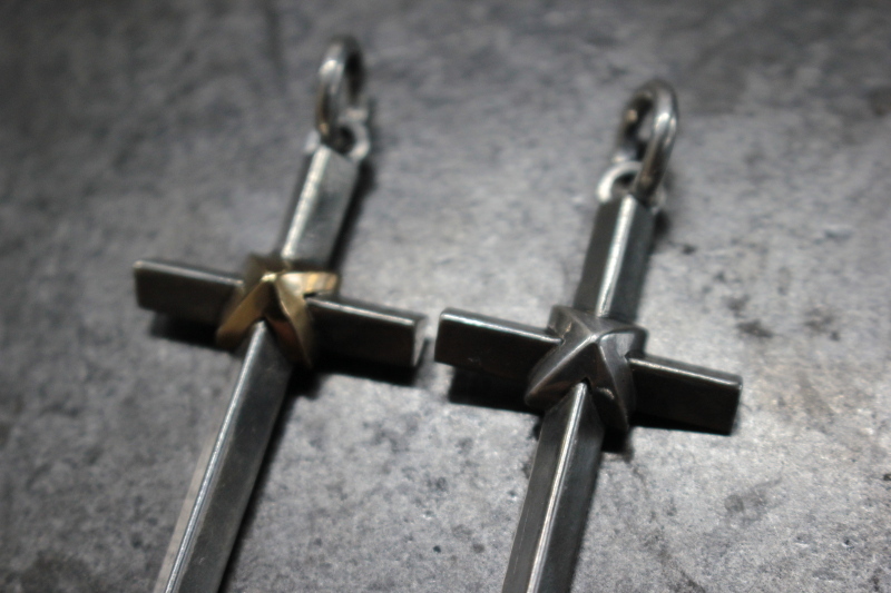 FateCo FCT-08 Triangle Cross w/shevron