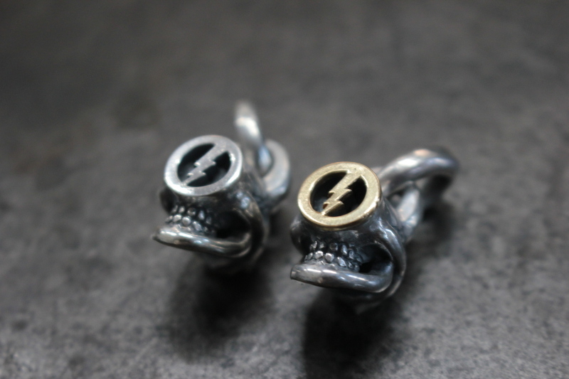 FCT-151 Lightning Skull Top