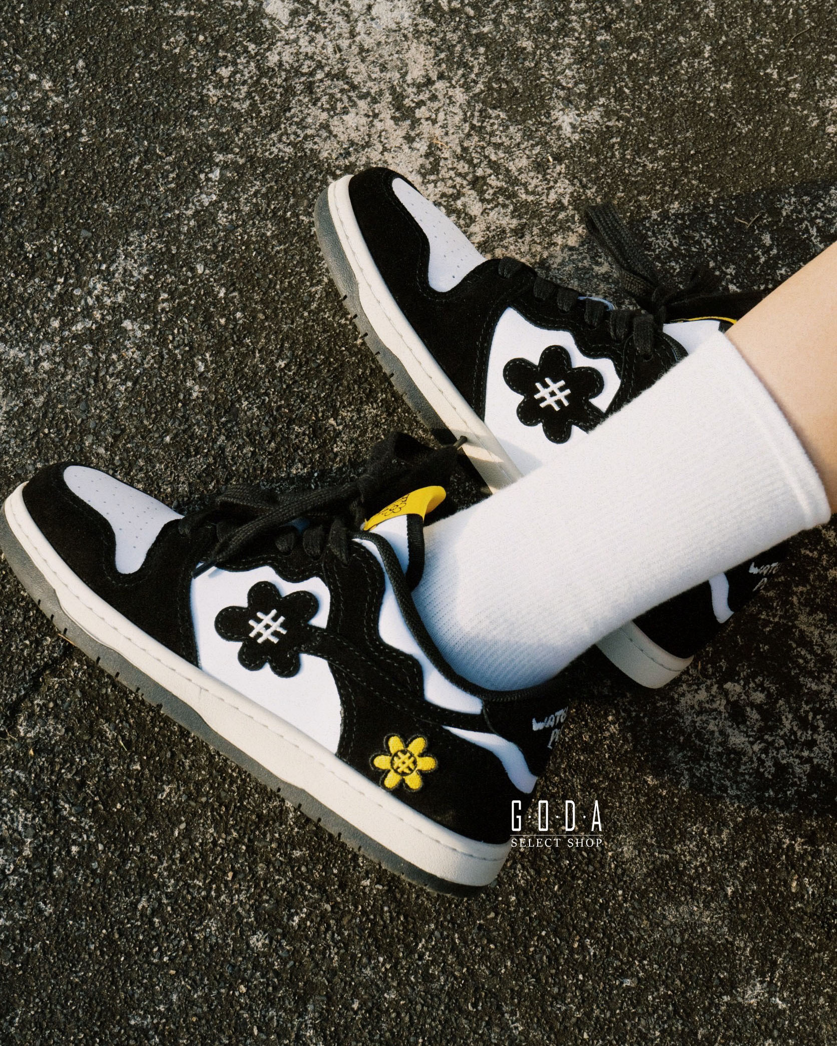 (新晉日本潮流單位) Water The Plant Wtp Mono Kicks Black White 黑白黃 花花圖案 男女尺寸