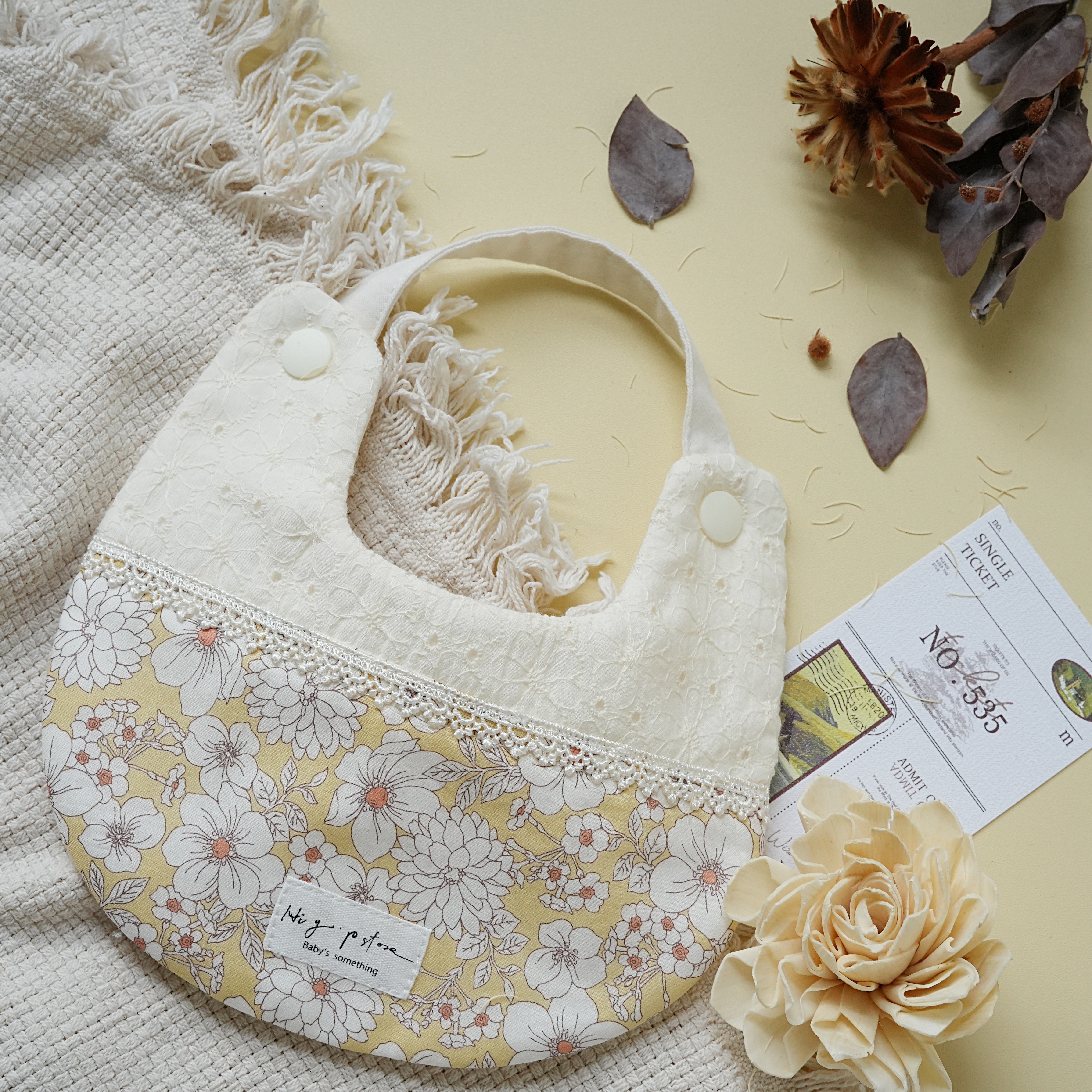 Hi Y.P store-手作圍兜-蕾絲牡丹