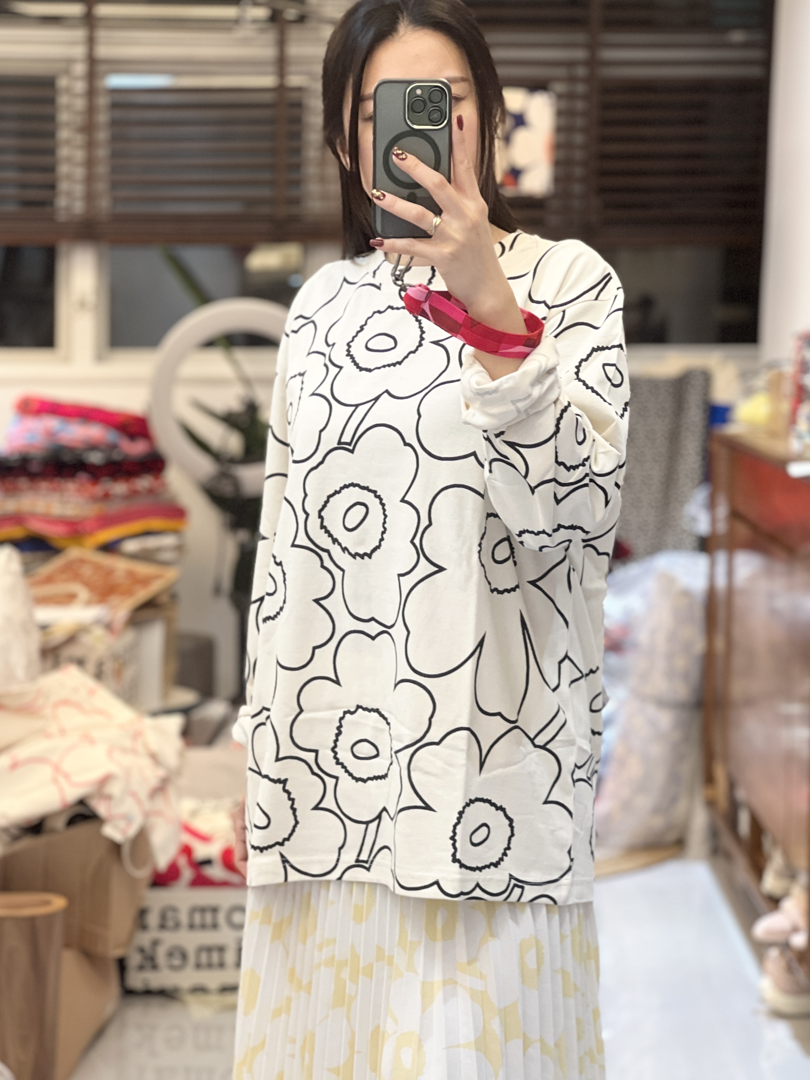 代購現貨 | 長袖 黑色通花 unikko Tee| Kioski Men Biitti Pieni Outline Unikko Jersey Long Sleeve Top