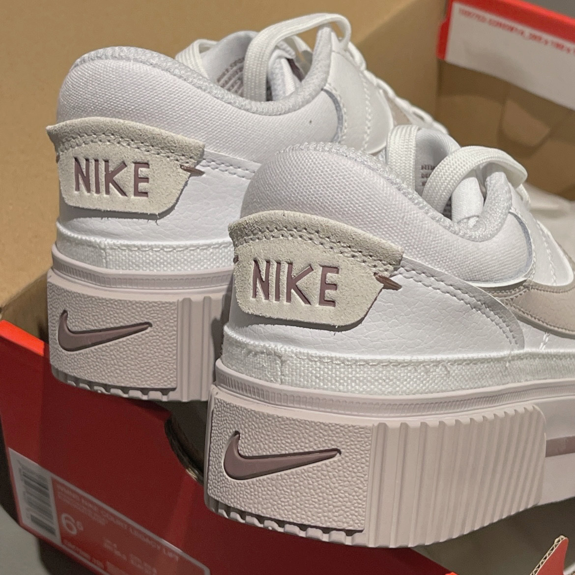 Nike Legacy Lift 拿鐵鬆糕 DM7590-105